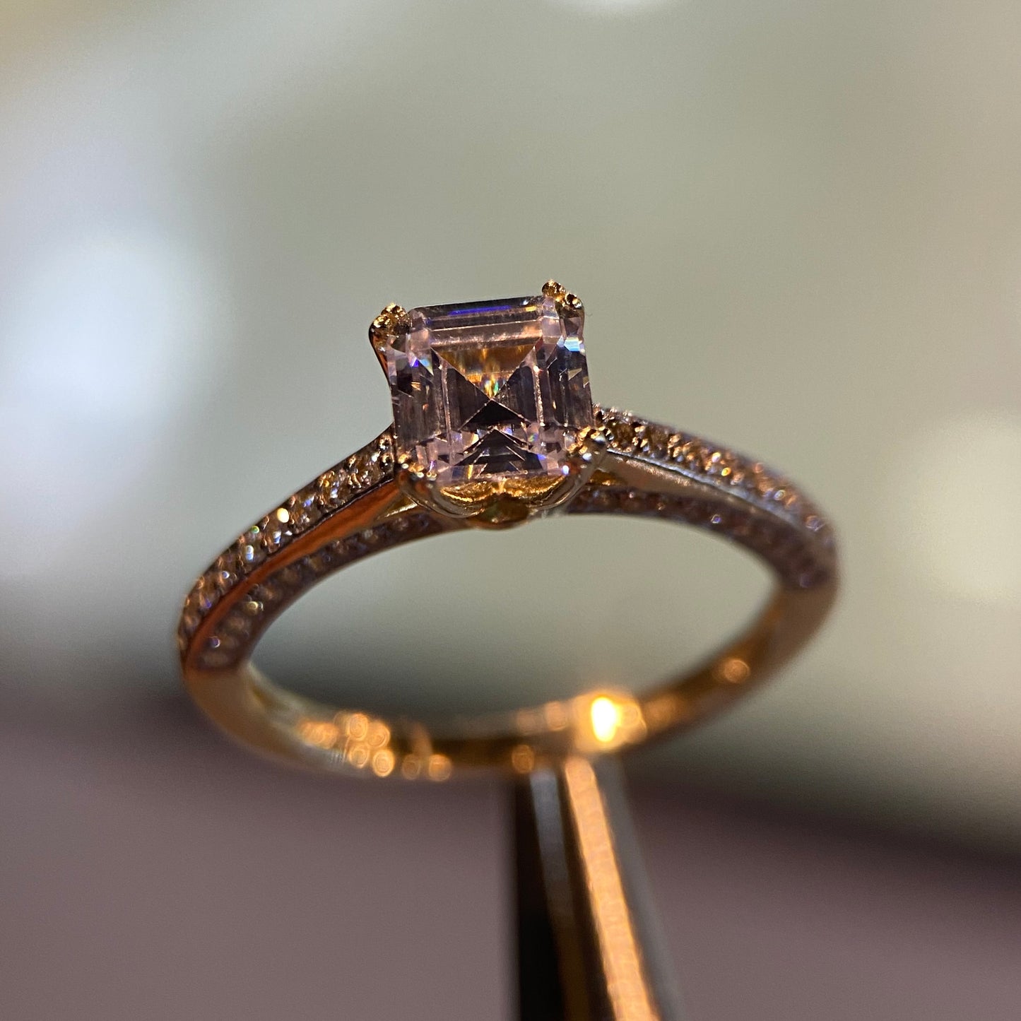 Anillo de compromiso en oro