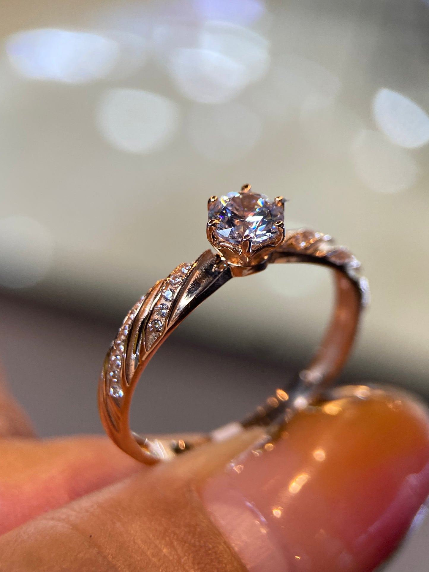 Anillo de compromiso en oro