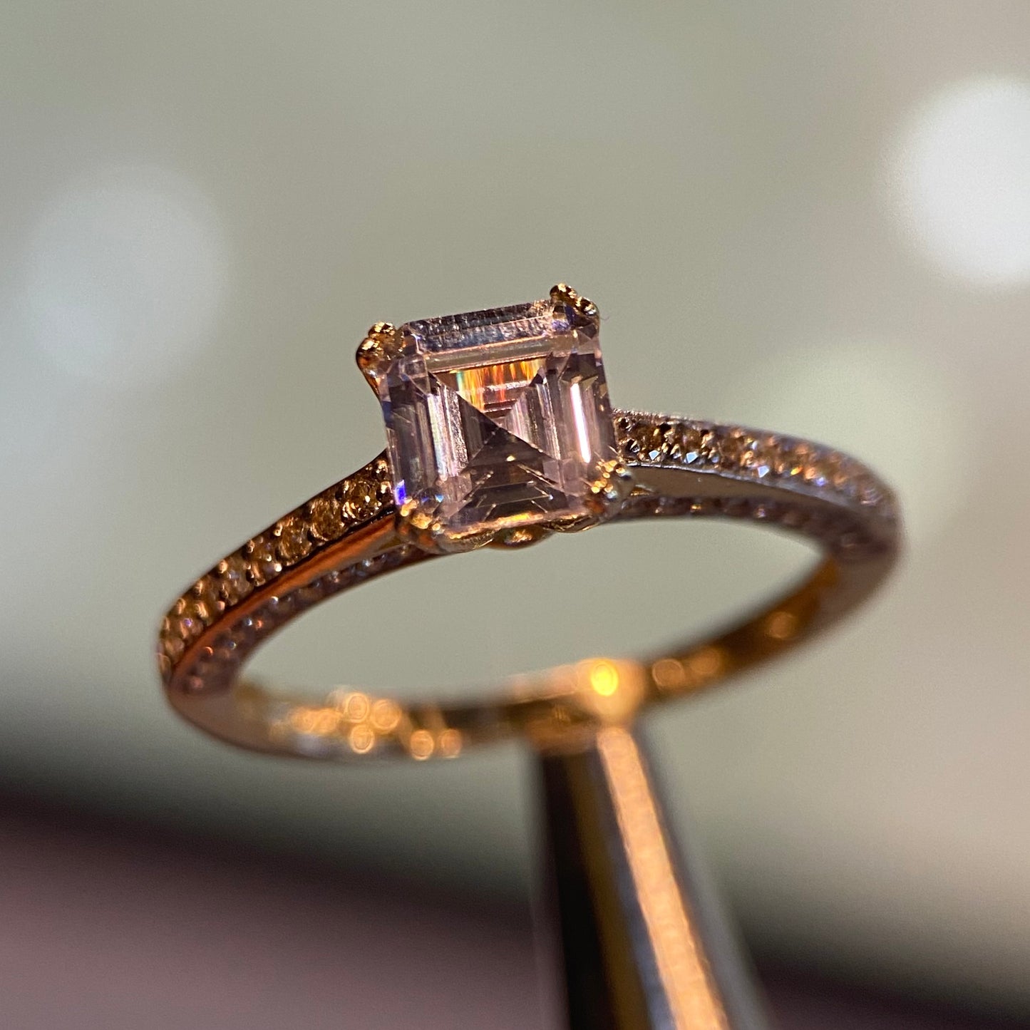 Anillo de compromiso en oro