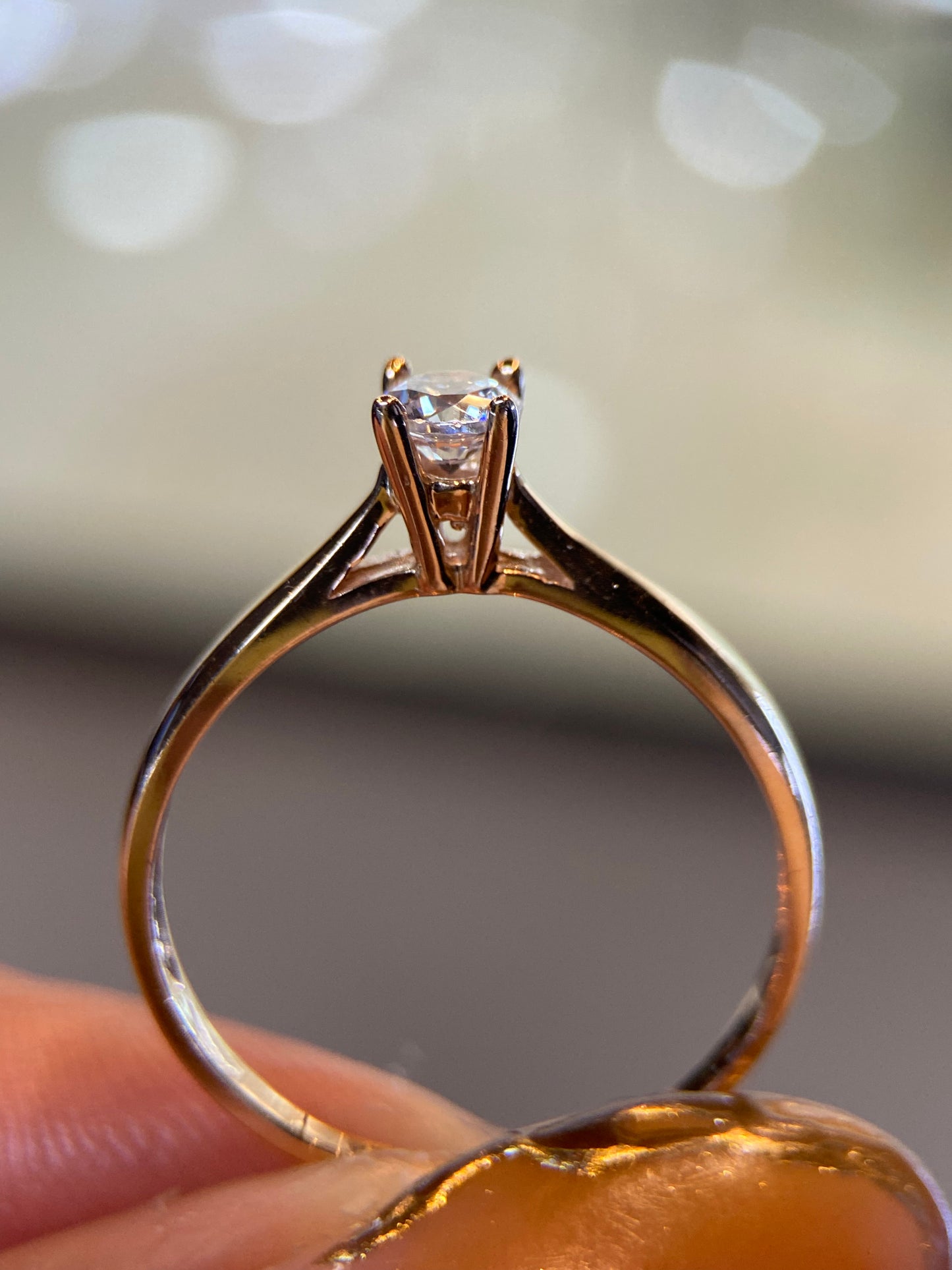 Anillo de compromiso en oro