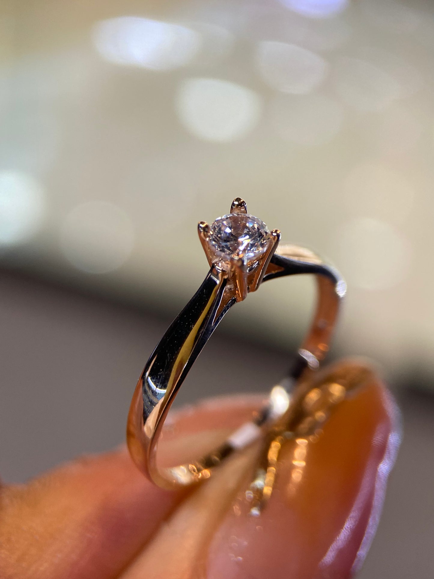 Anillo de compromiso en oro