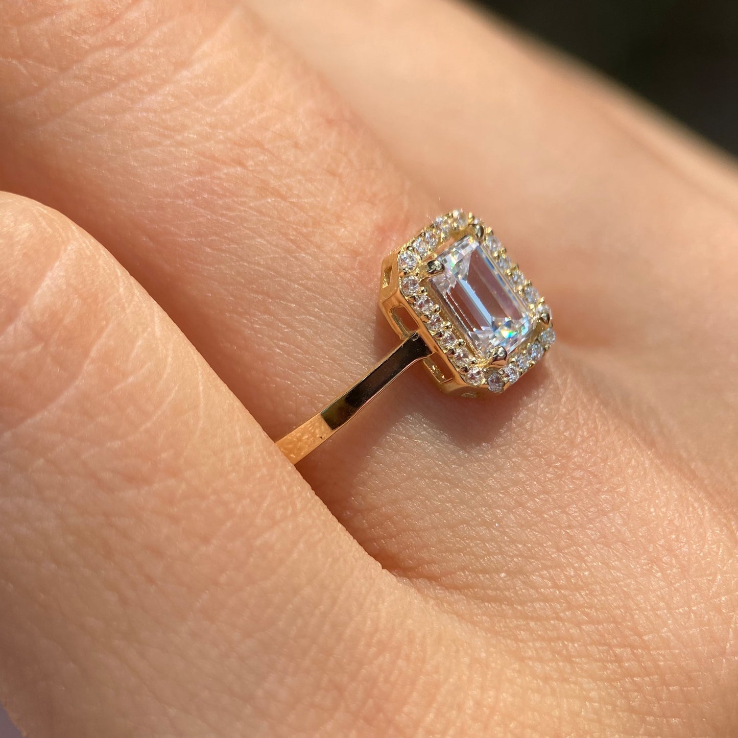 Anillo de compromiso en oro