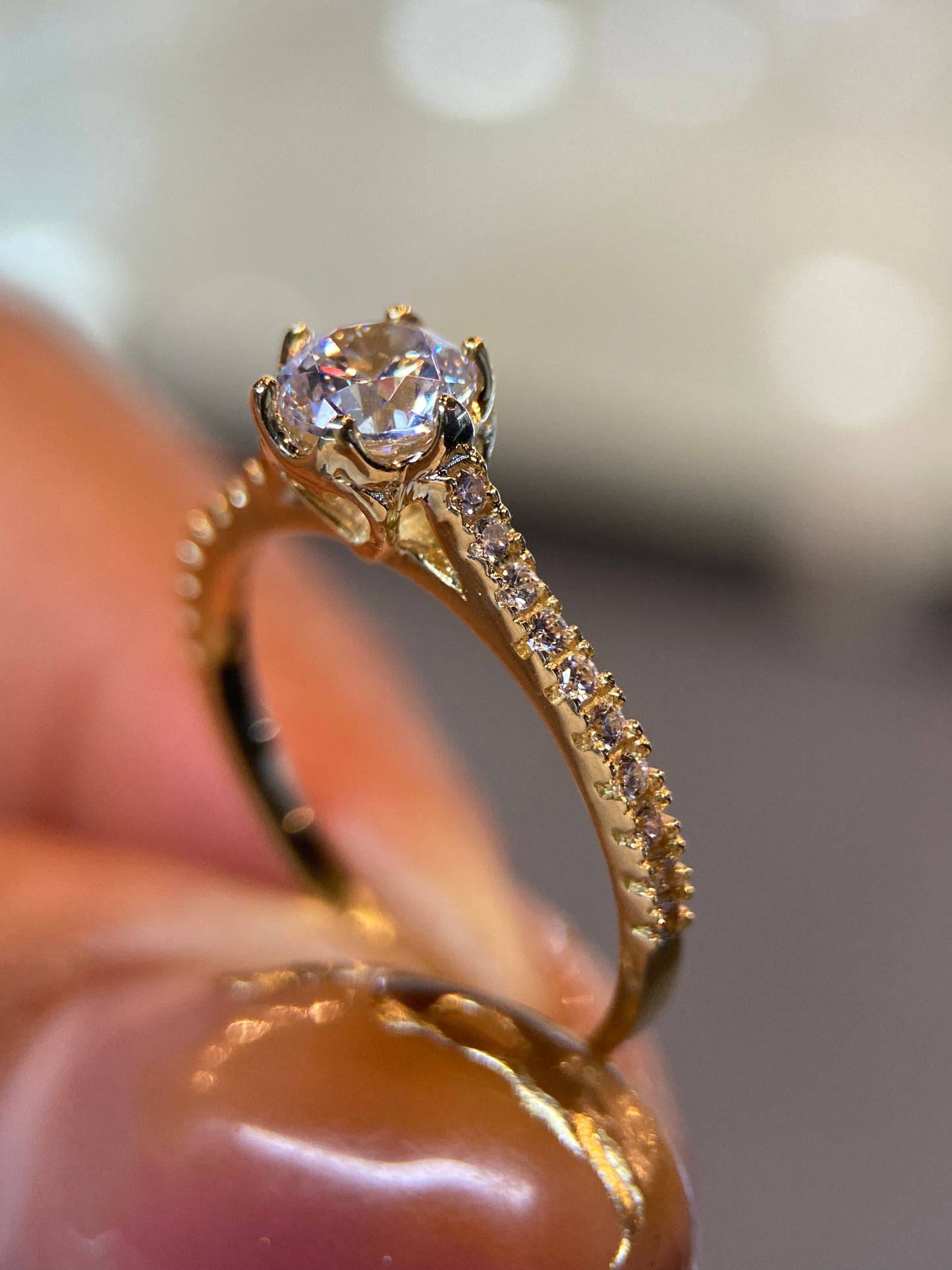 Anillo de compromiso en oro