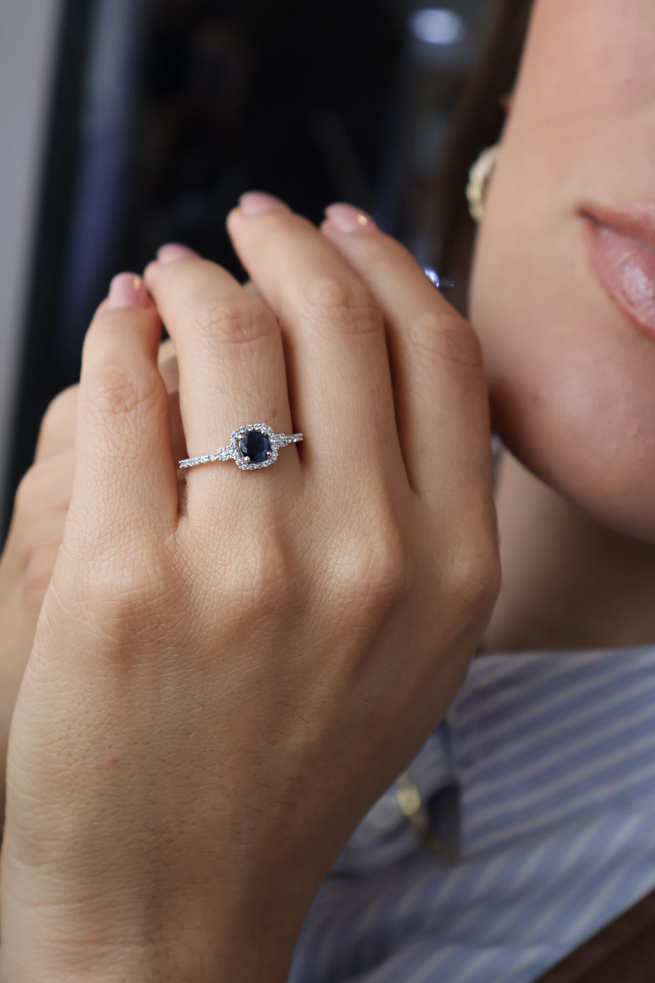 Anillo Alissa en Oro Blanco 14k con Zafiro 0.50 ct