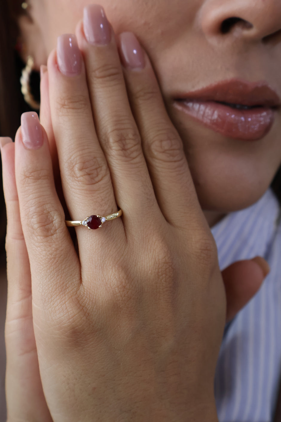Anillo Agnese en Oro Amarillo 14k con Rubi 0.50 ct