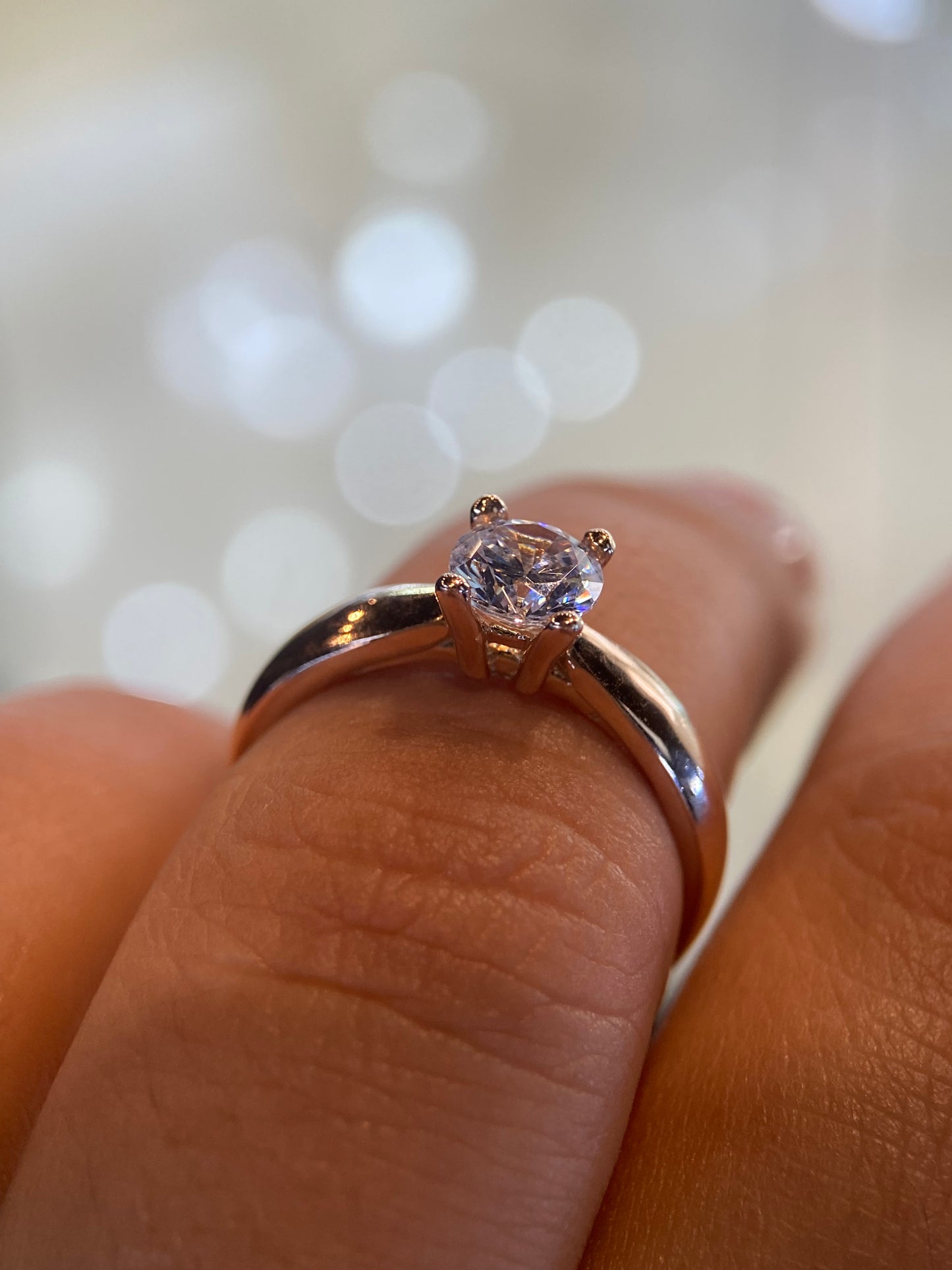Anillo de compromiso en oro