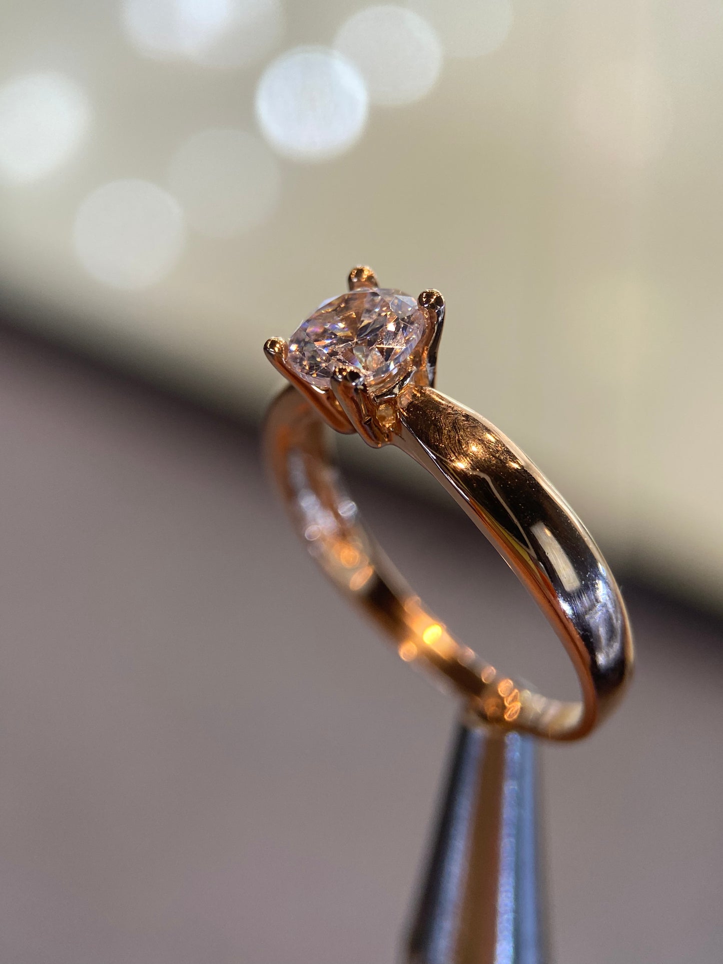 Anillo de compromiso en oro