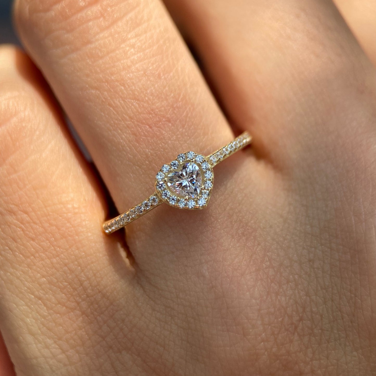 Anillo de compromiso en oro