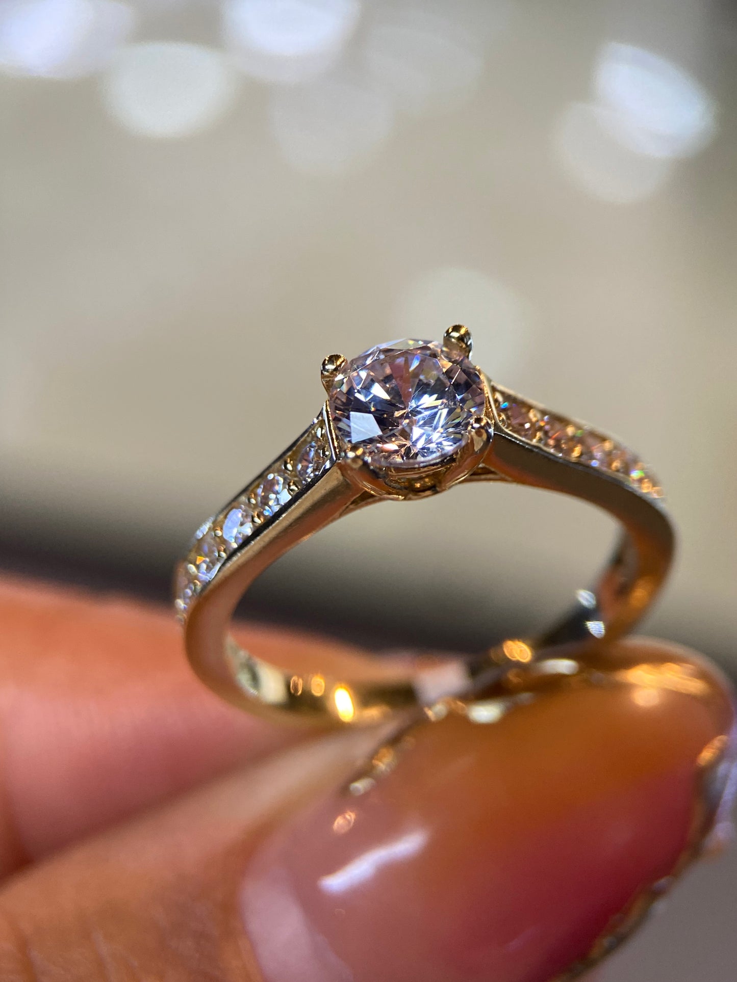 Anillo de compromiso en oro