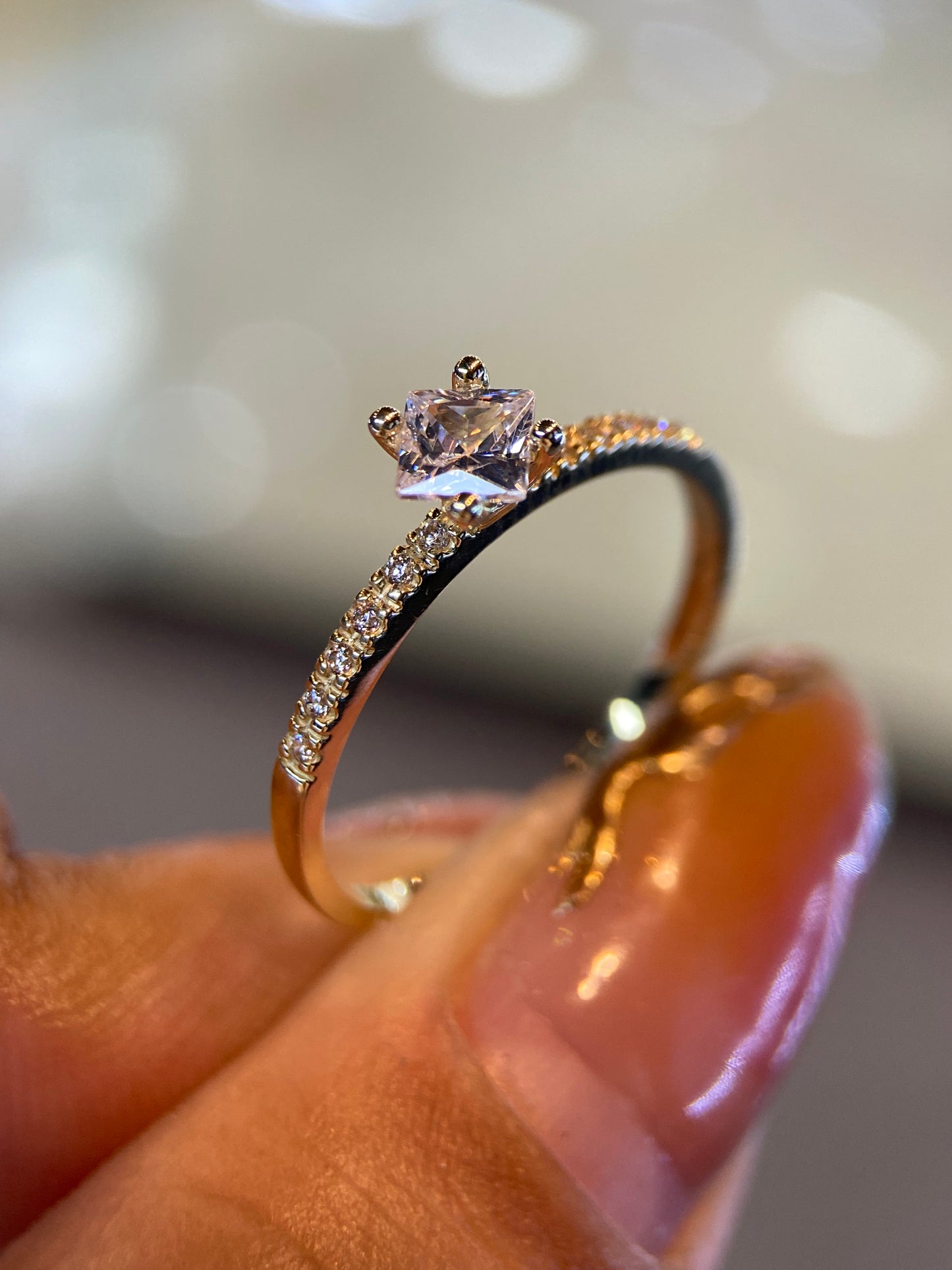 Anillo de compromiso en oro