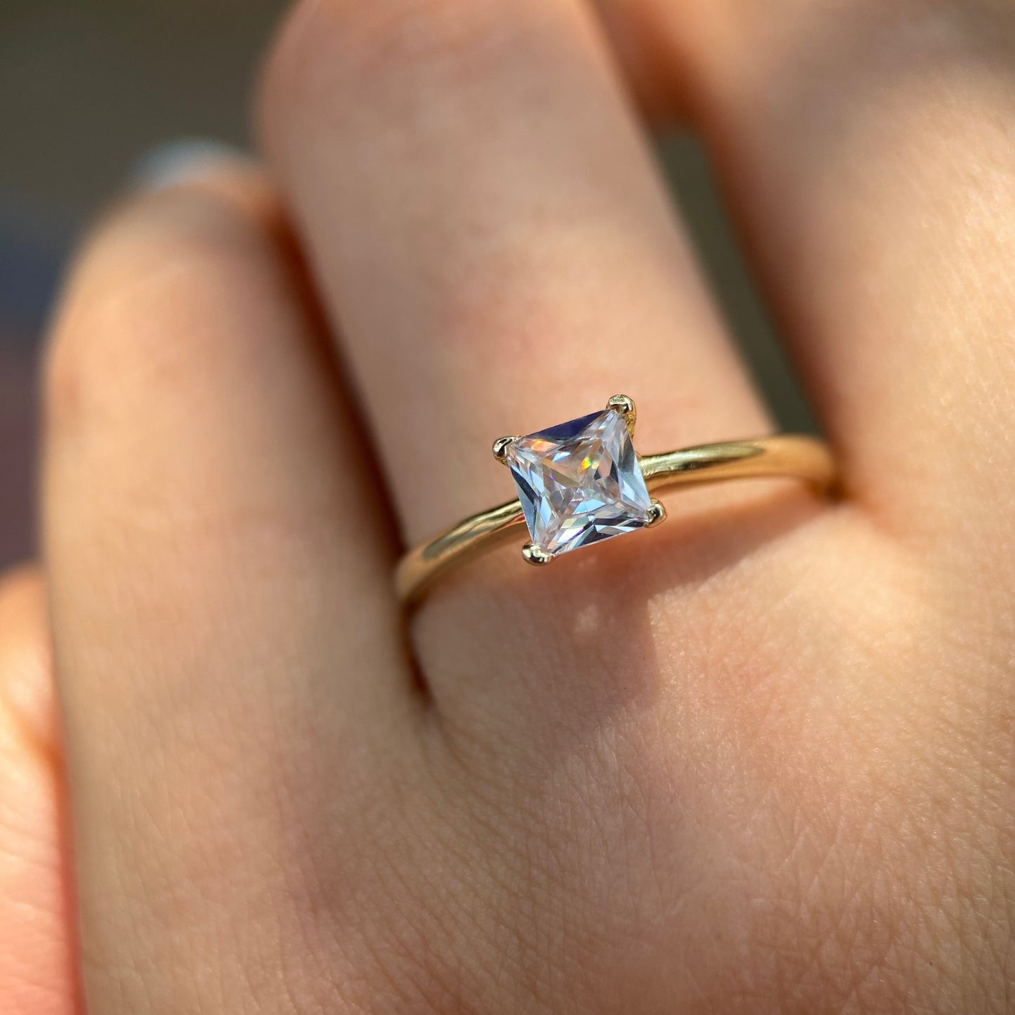 Anillo de compromiso en oro