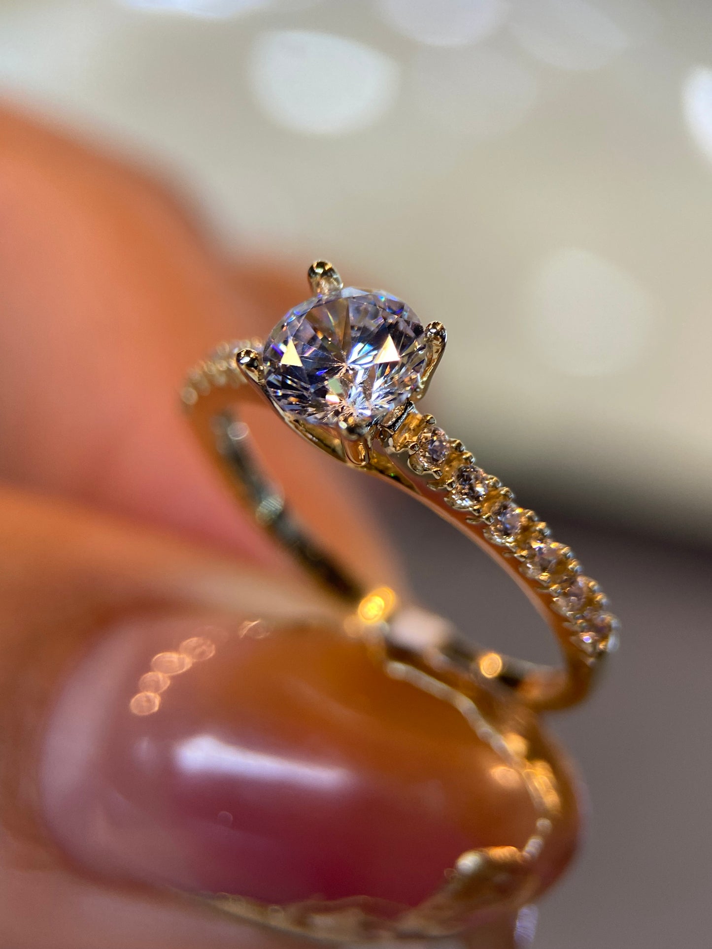 Anillo de compromiso en oro