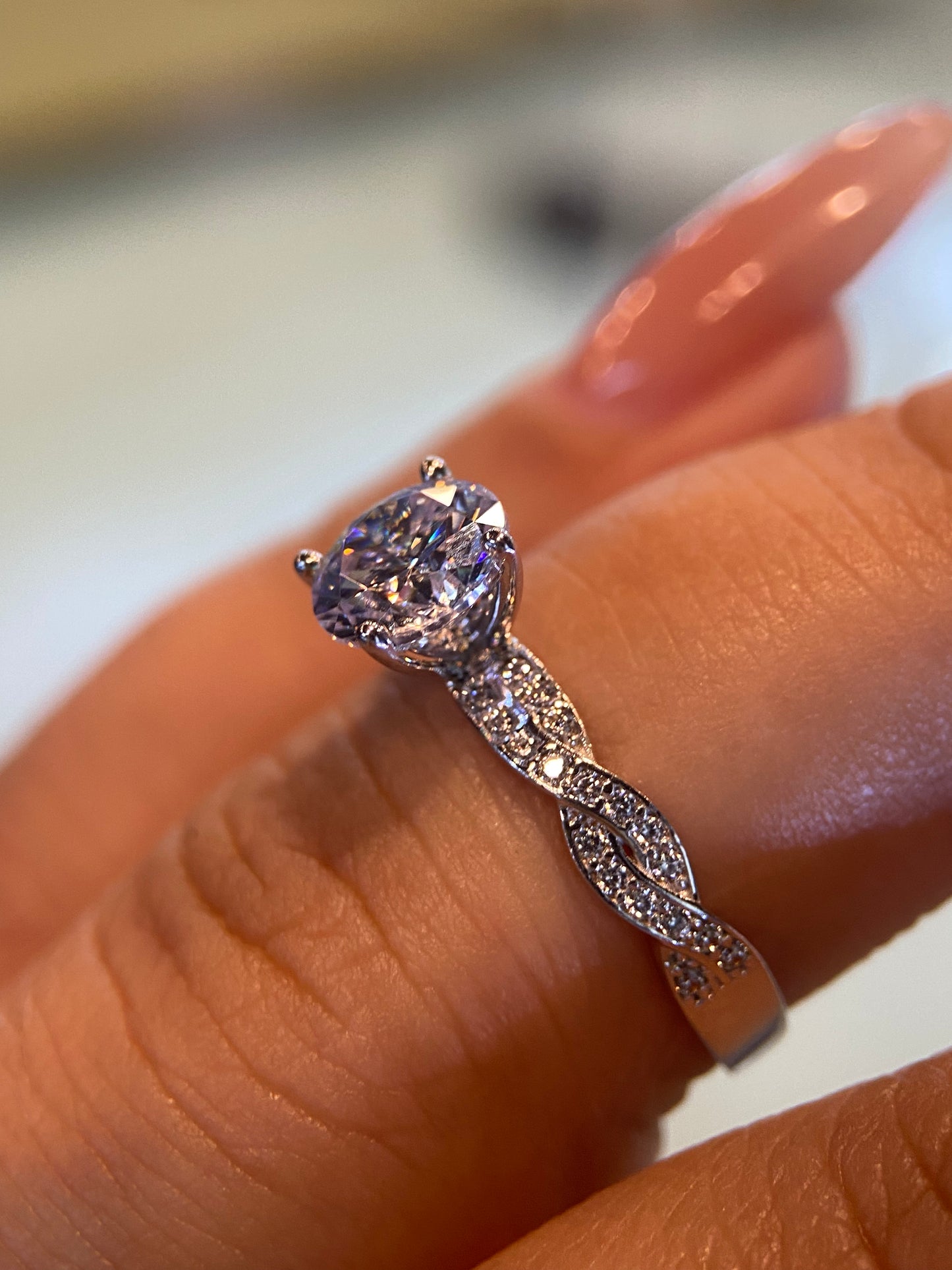 Anillo de compromiso en oro