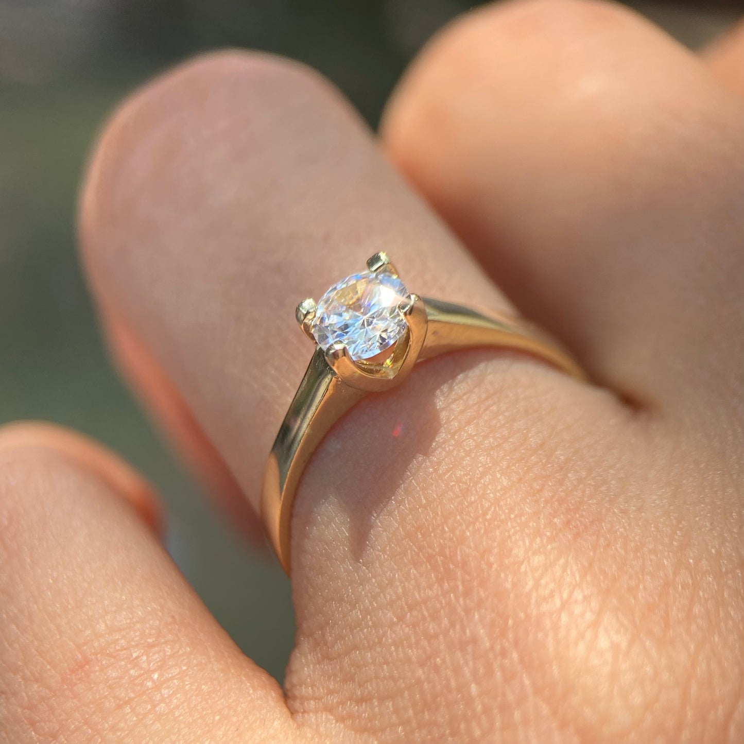Anillo de compromiso en oro
