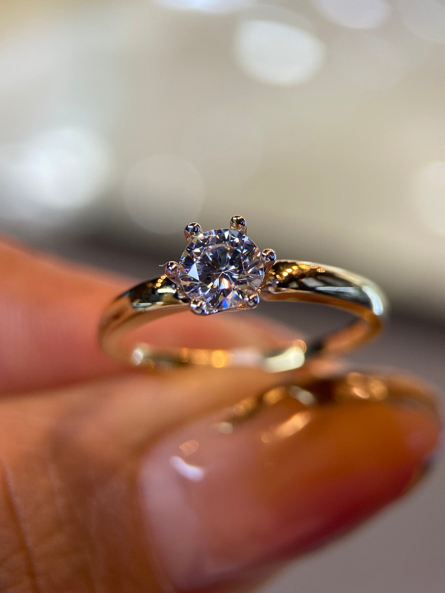 Anillo de compromiso en oro