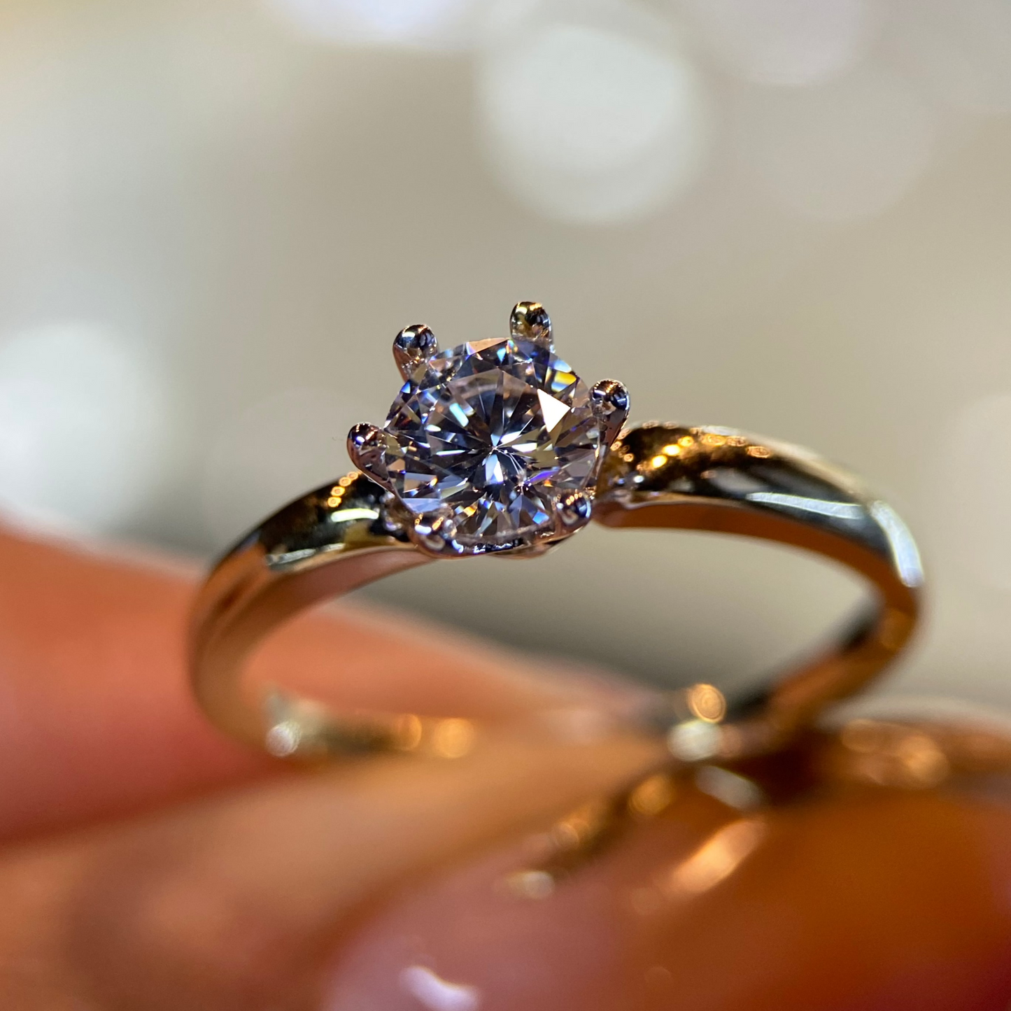Anillo de compromiso en oro