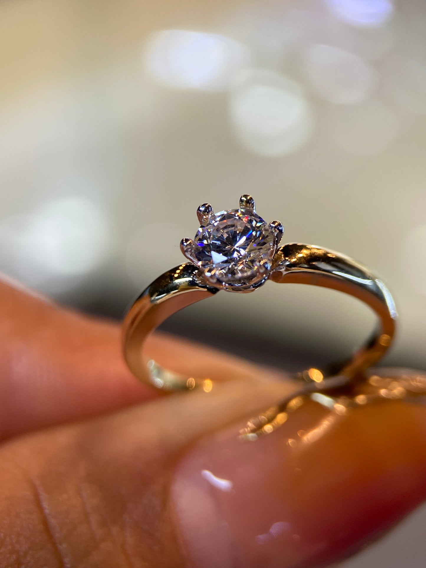 Anillo de compromiso en oro