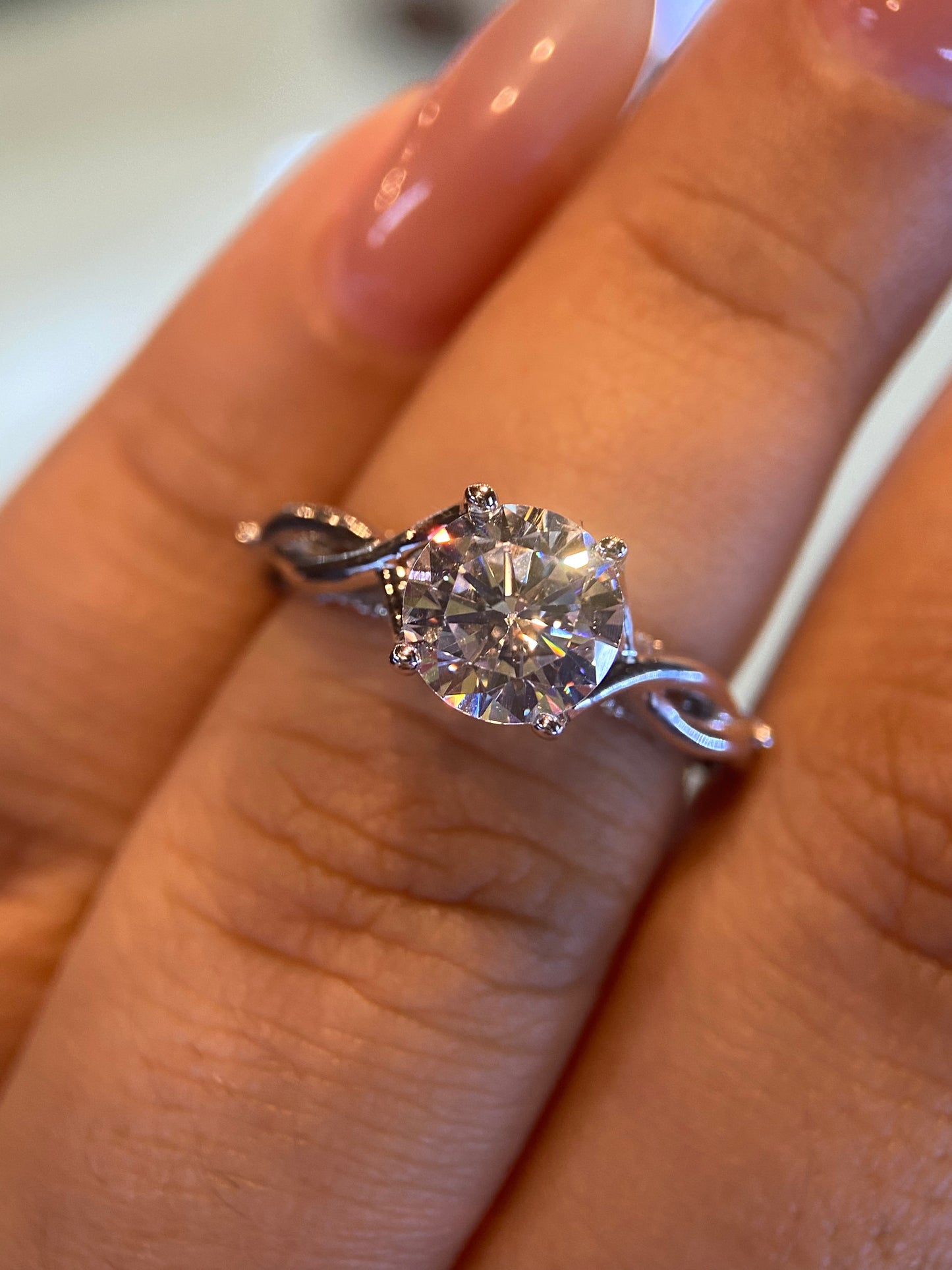 Anillo de compromiso en oro