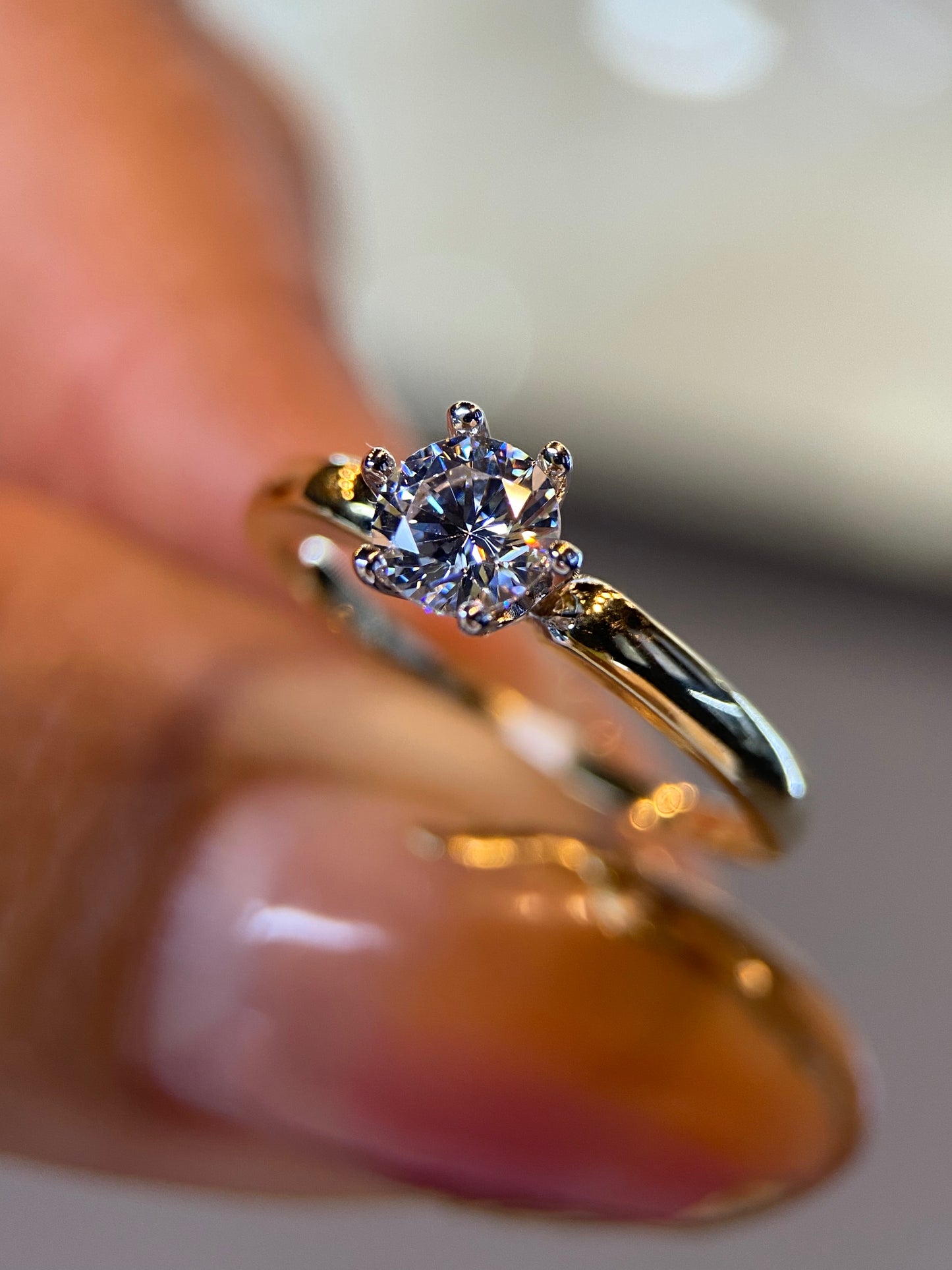Anillo de compromiso en oro
