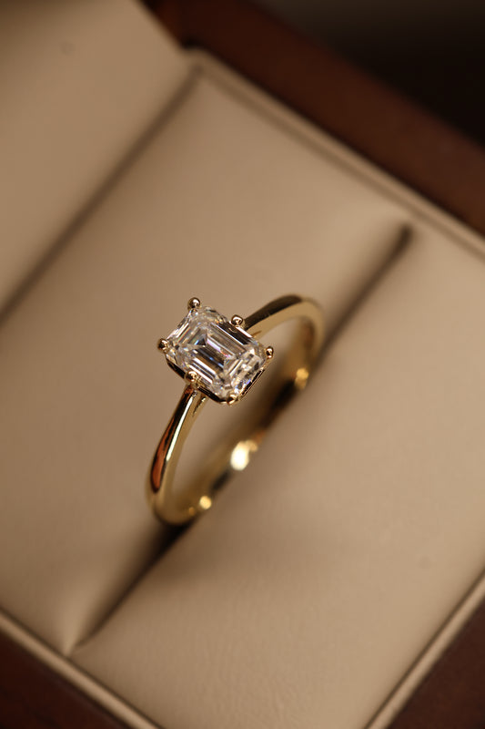 Anillo Emilia en Oro Amarillo 14k 1.0cts con Moissanita GRA Modelo 15354