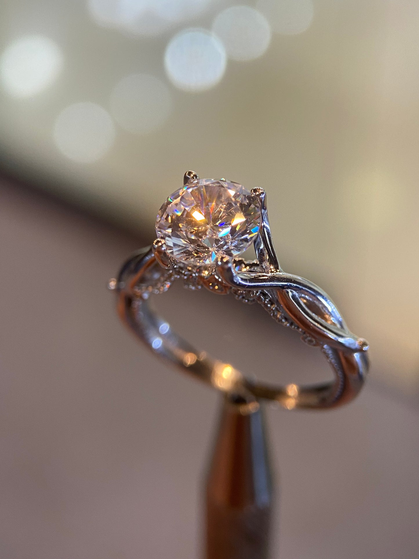 Anillo de compromiso en oro