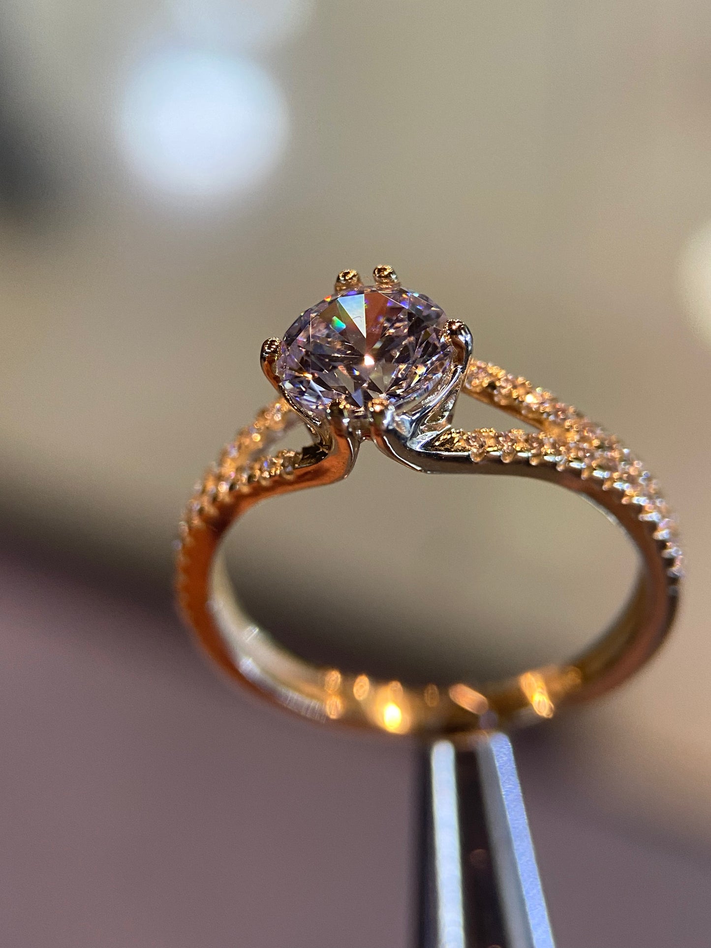 Anillo de compromiso en oro