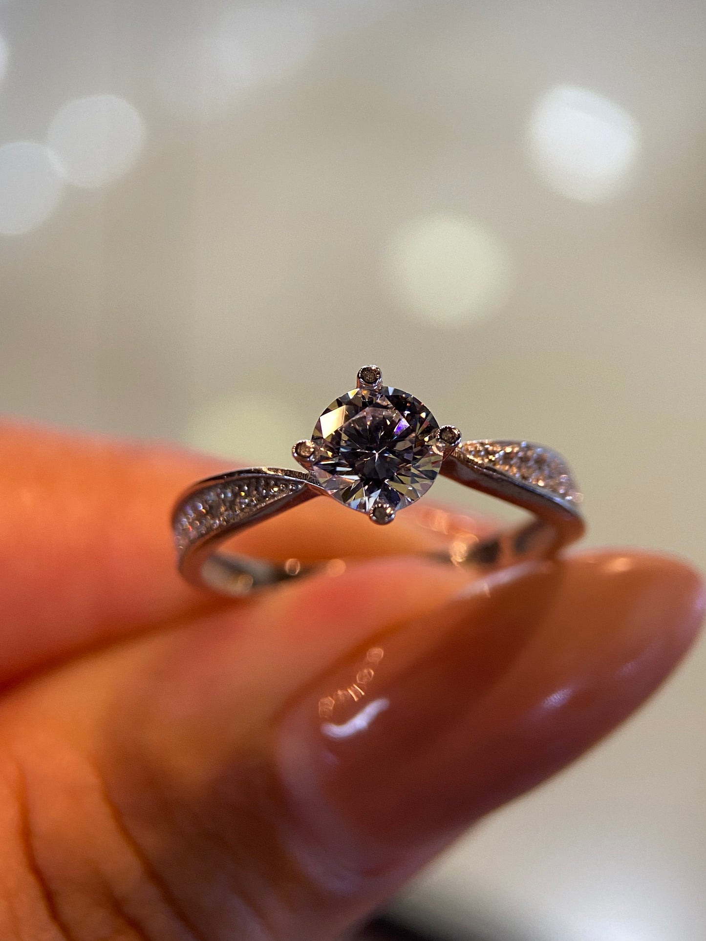 Anillo de compromiso en oro