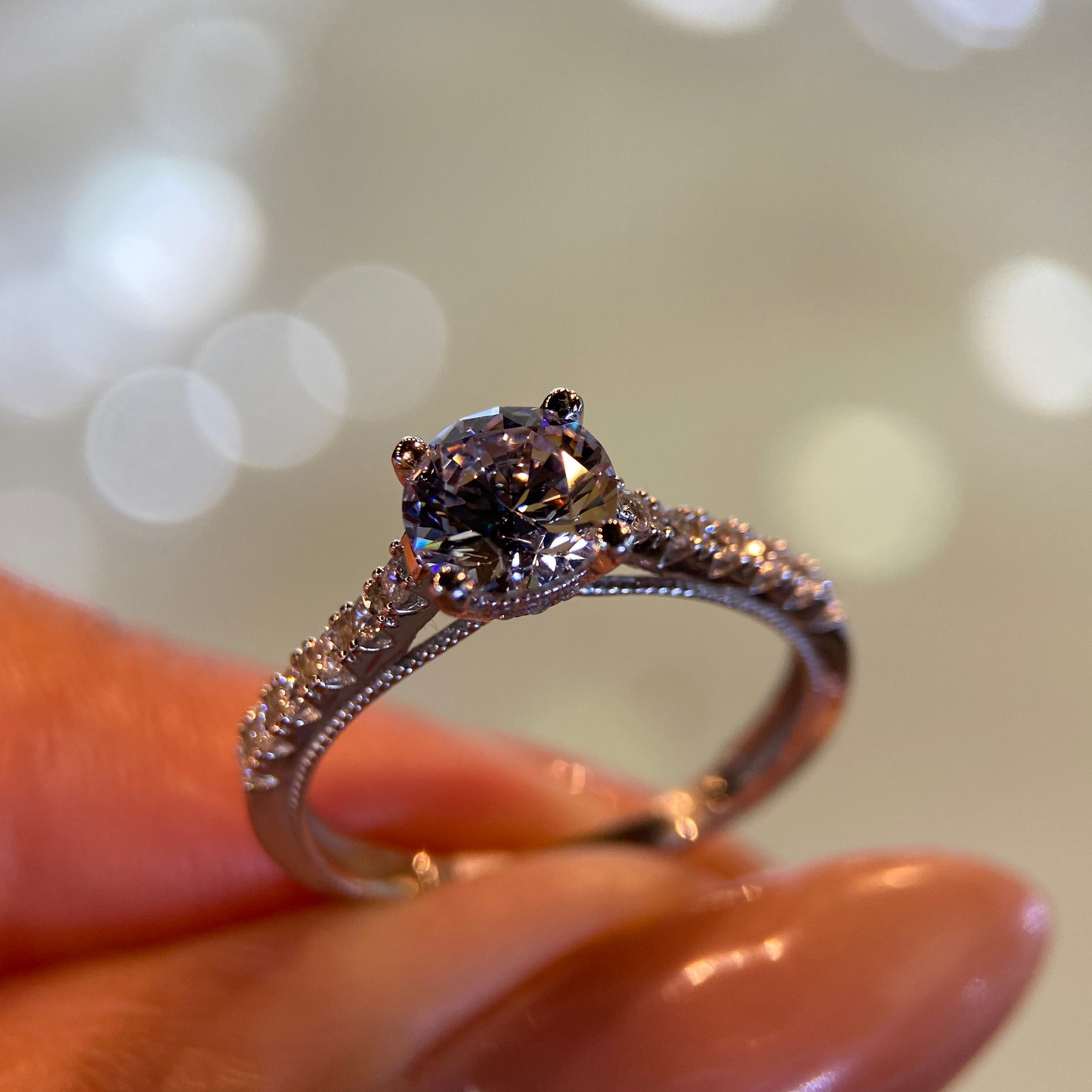 Anillo de compromiso en oro