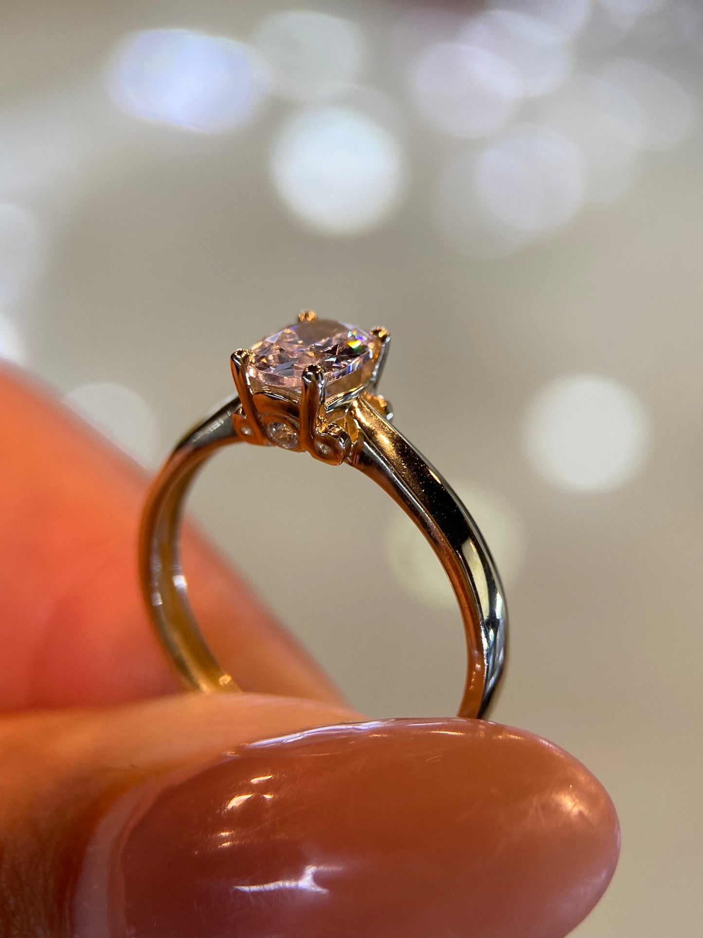 Anillo de compromiso en oro