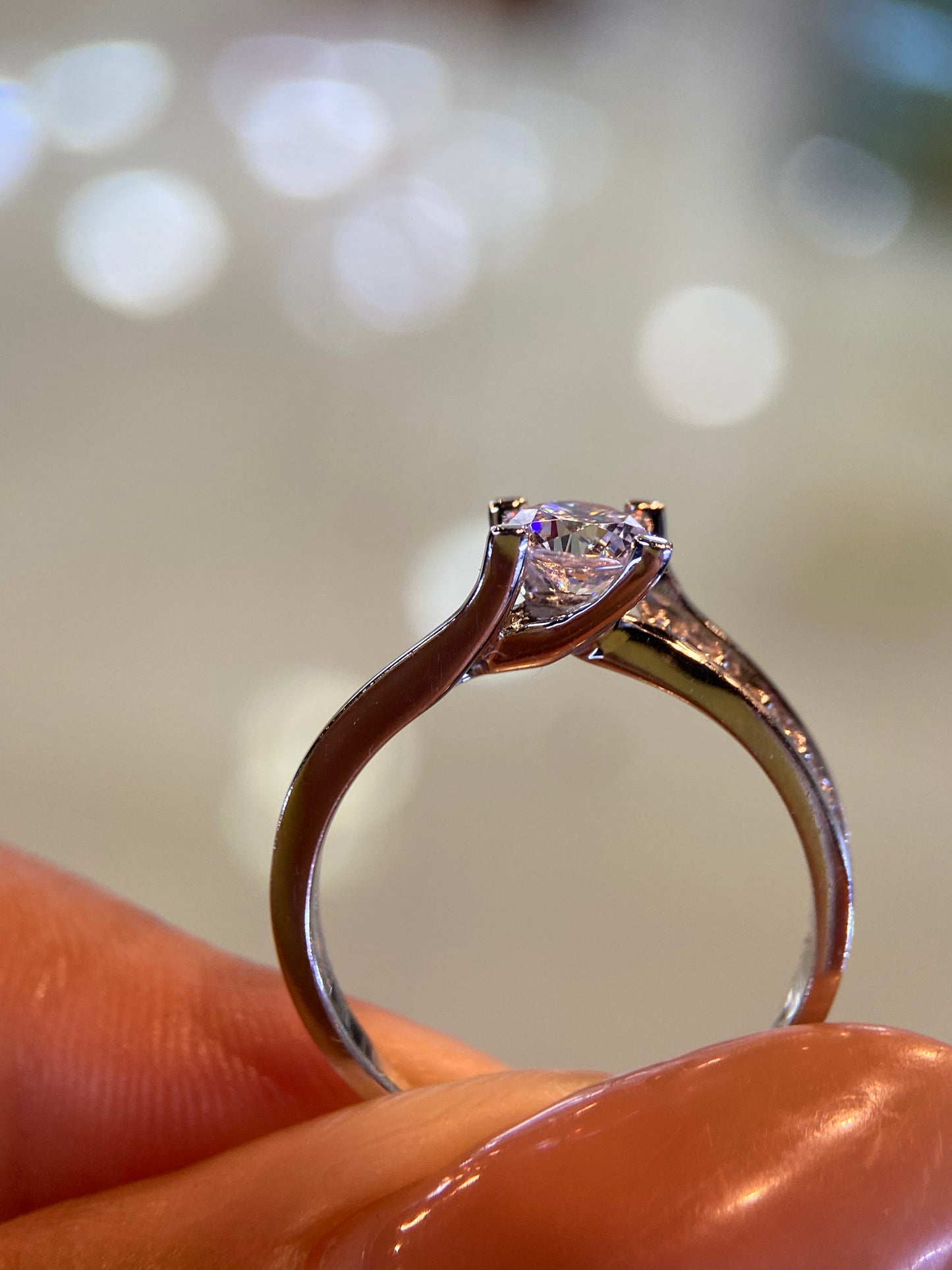 Anillo de compromiso en oro