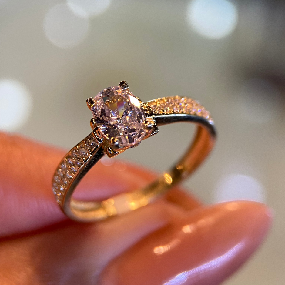 Anillo de compromiso en oro