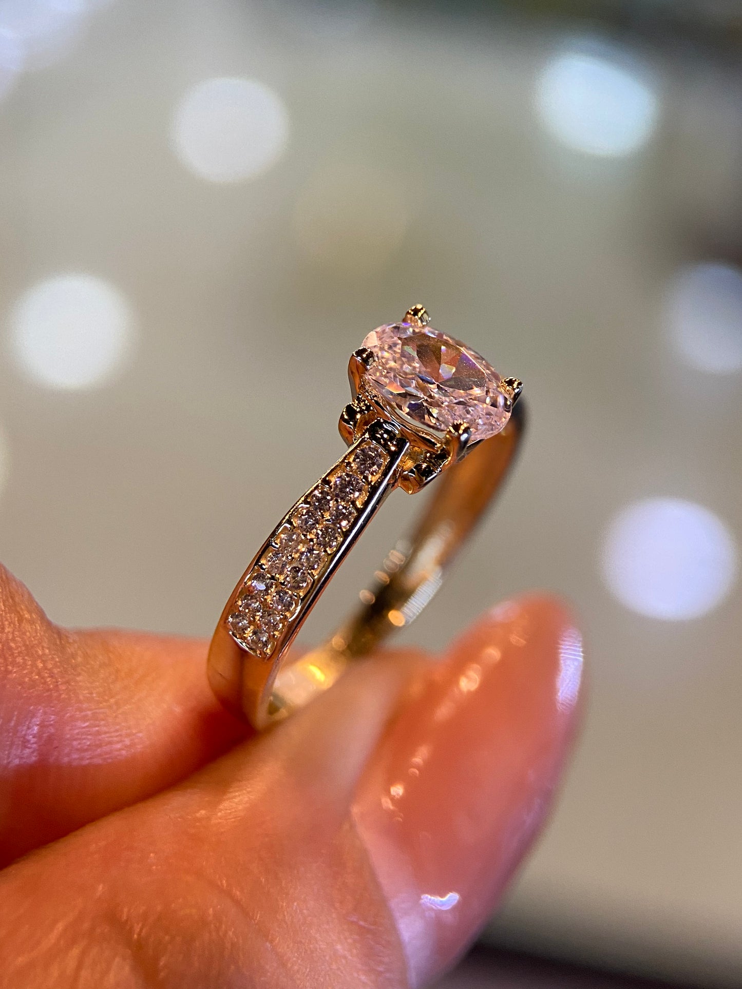Anillo de compromiso en oro