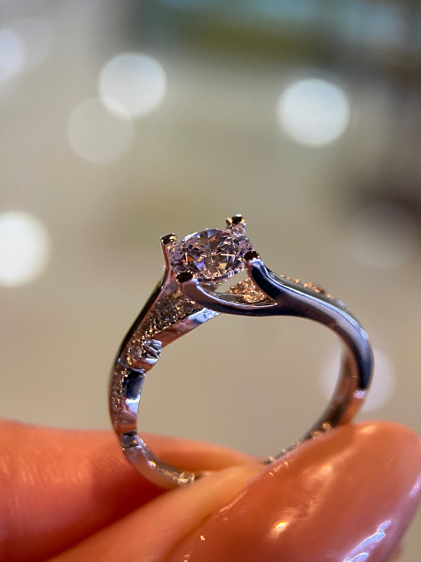 Anillo de compromiso en oro