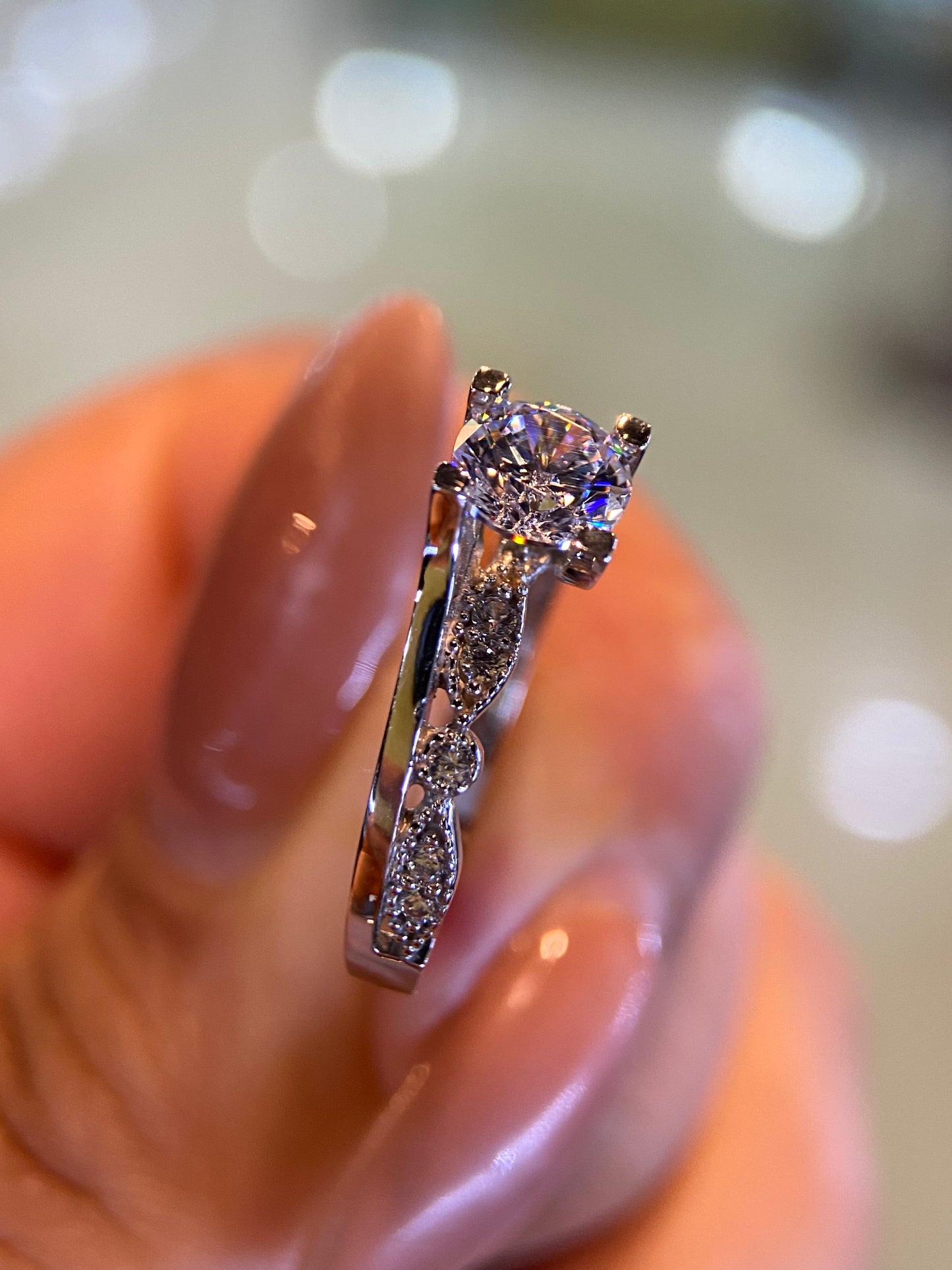 Anillo de compromiso en oro