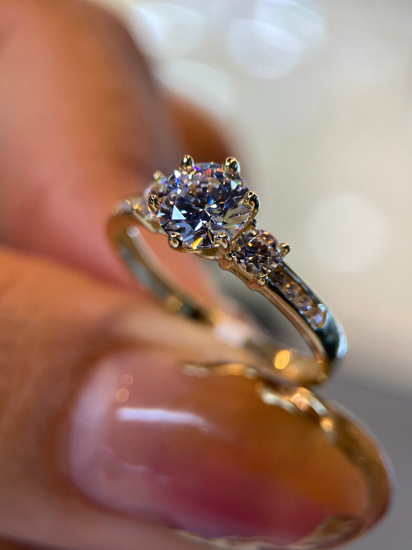 Anillo de compromiso en oro