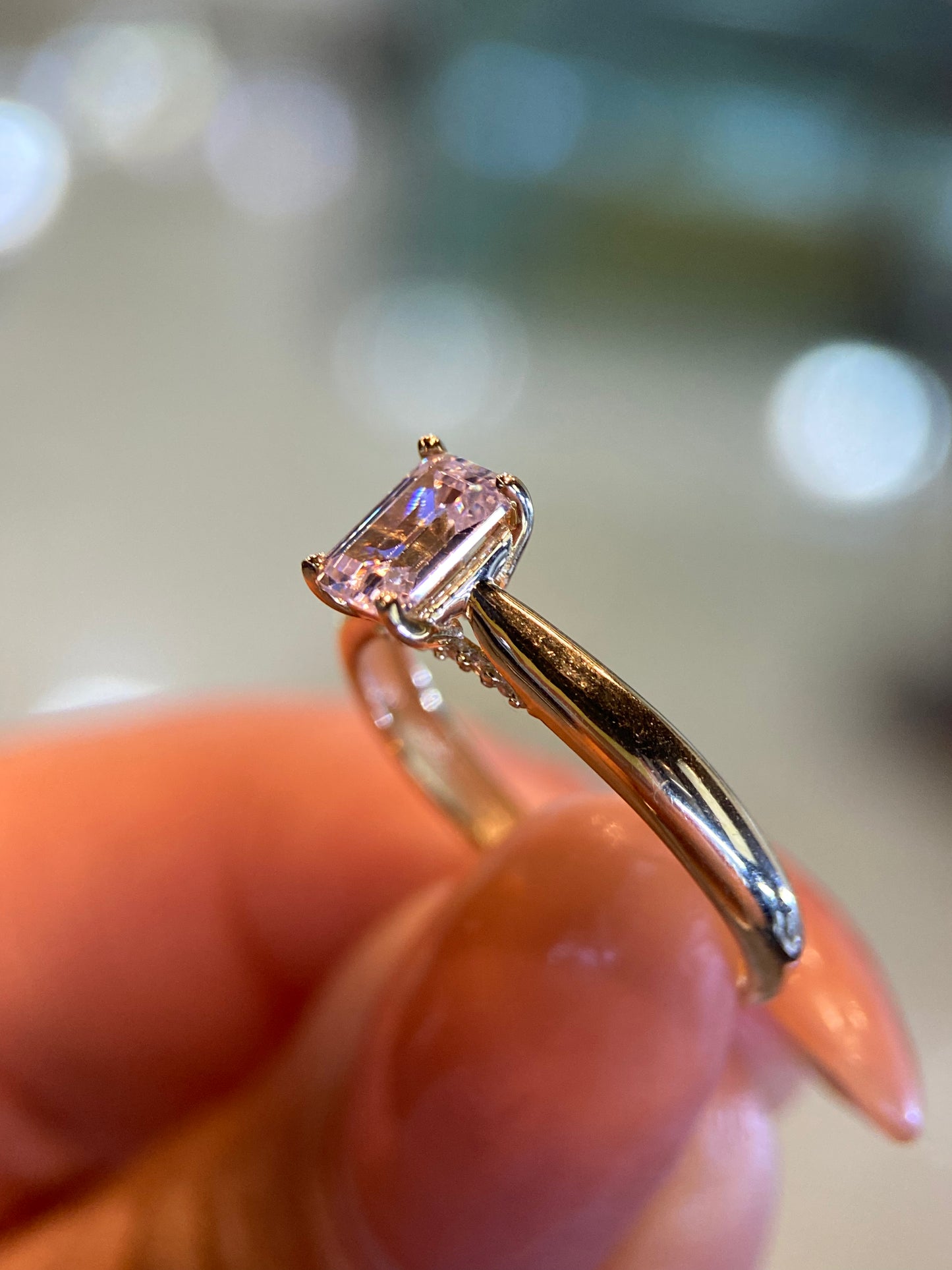 Anillo de compromiso en oro