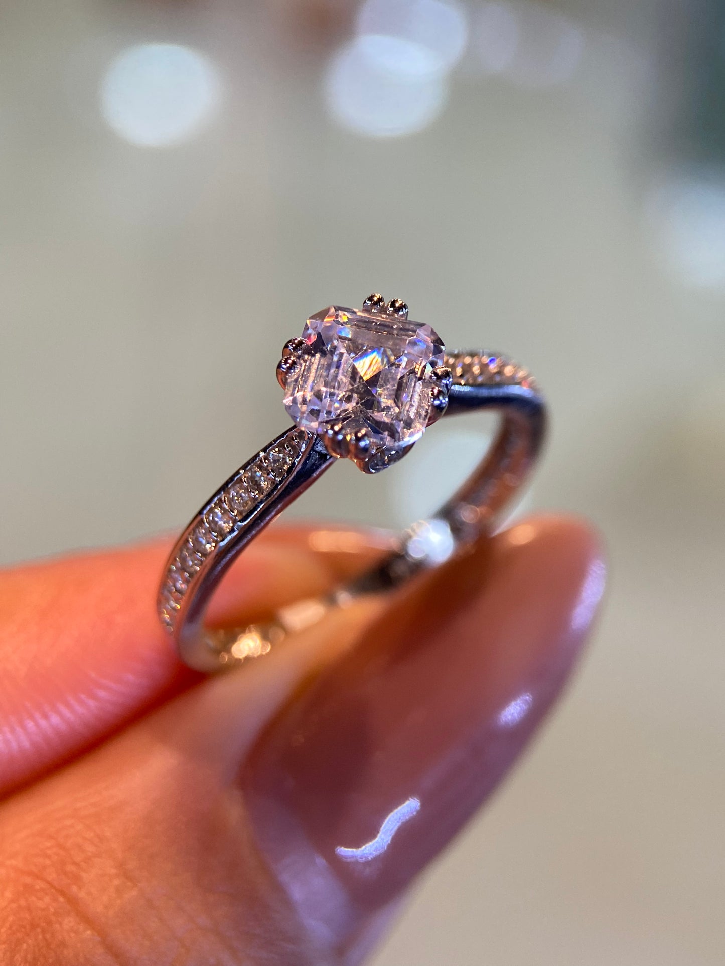 Anillo de compromiso en oro
