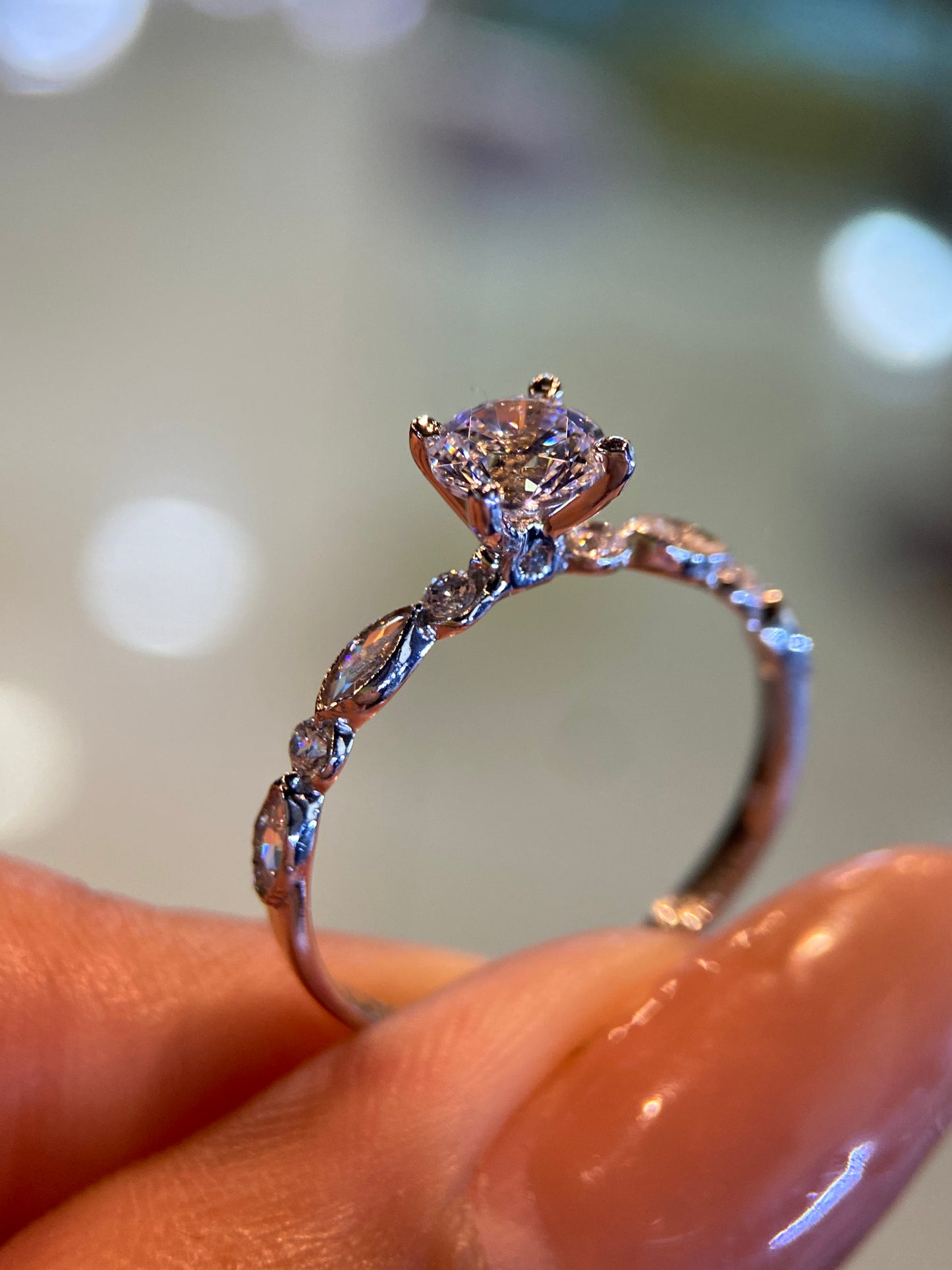Anillo de compromiso en oro