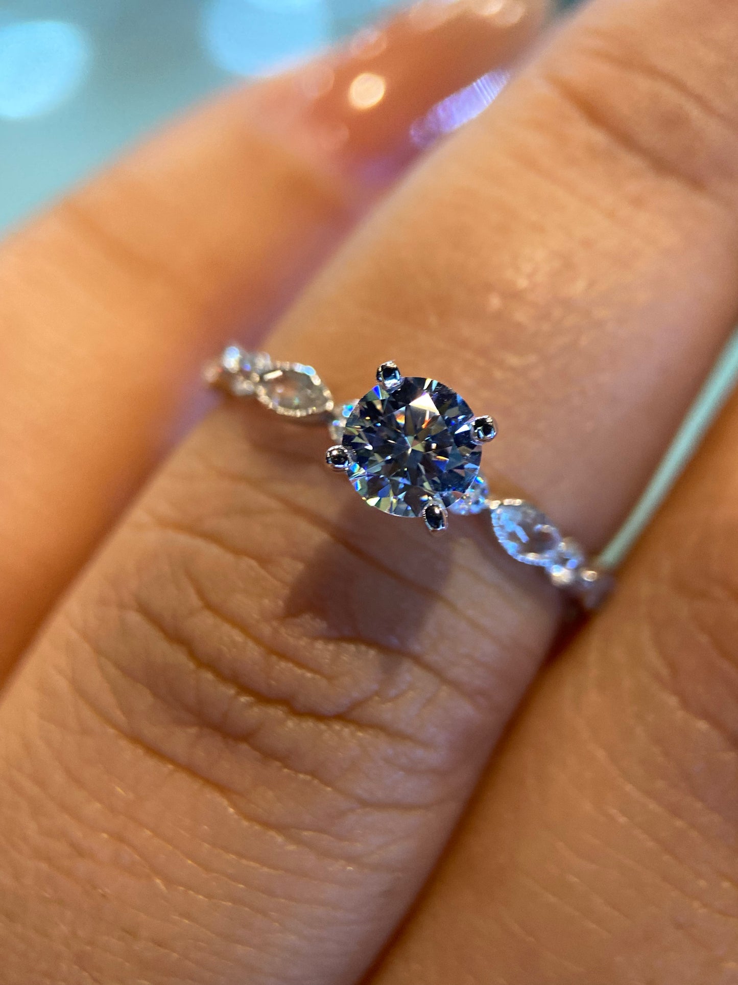 Anillo de compromiso en oro