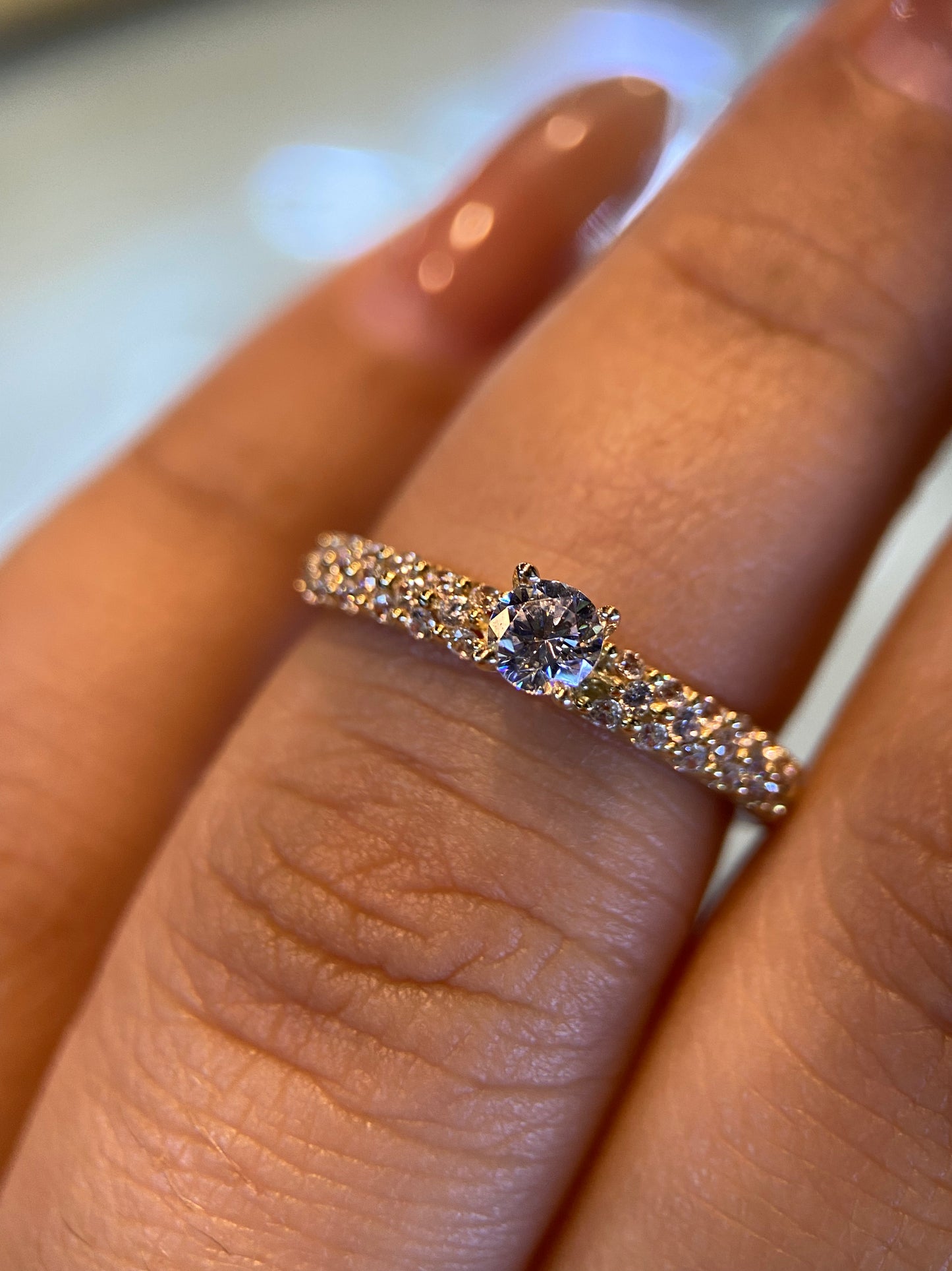 Anillo de compromiso en oro