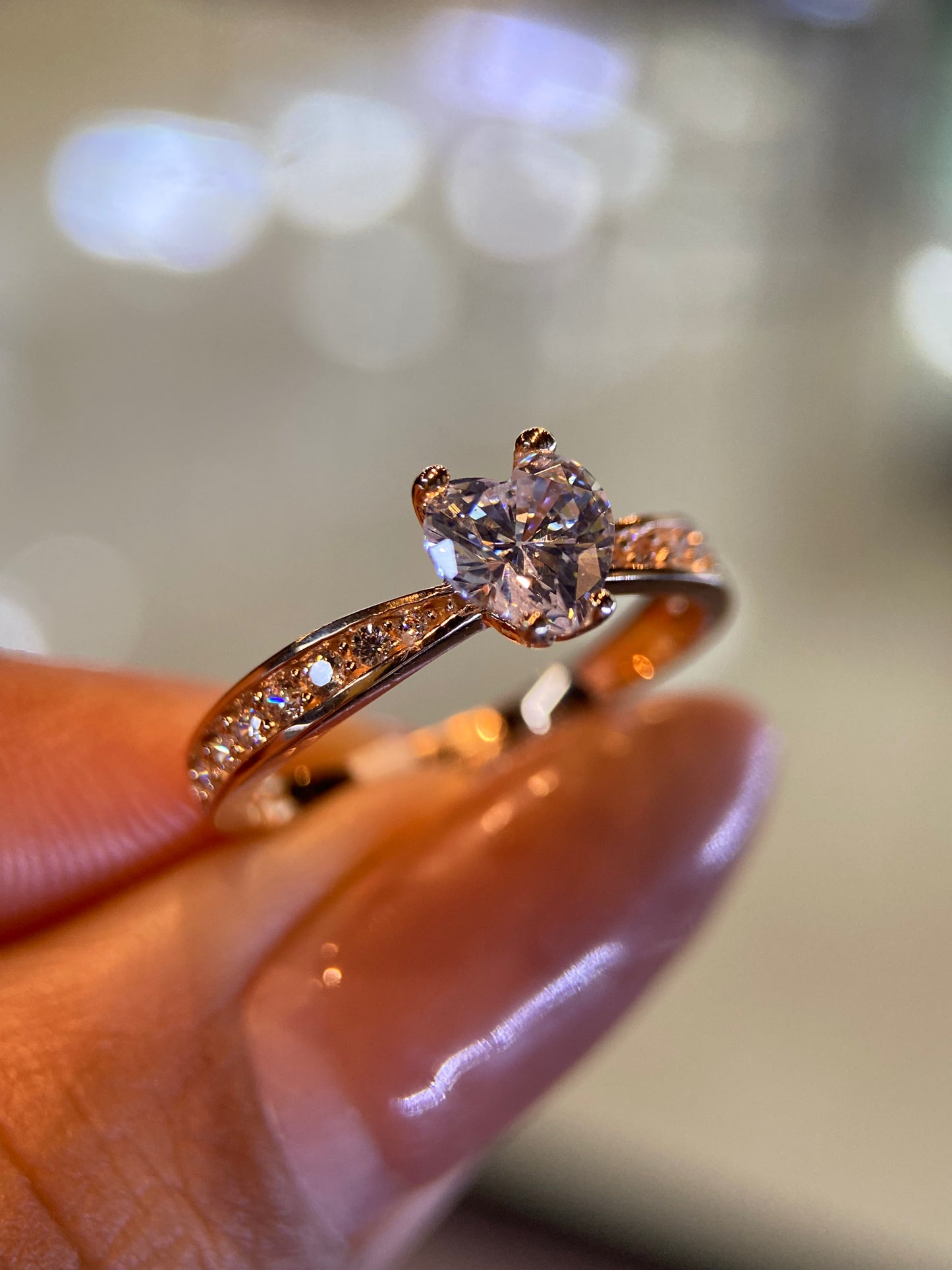 Anillo de compromiso en oro