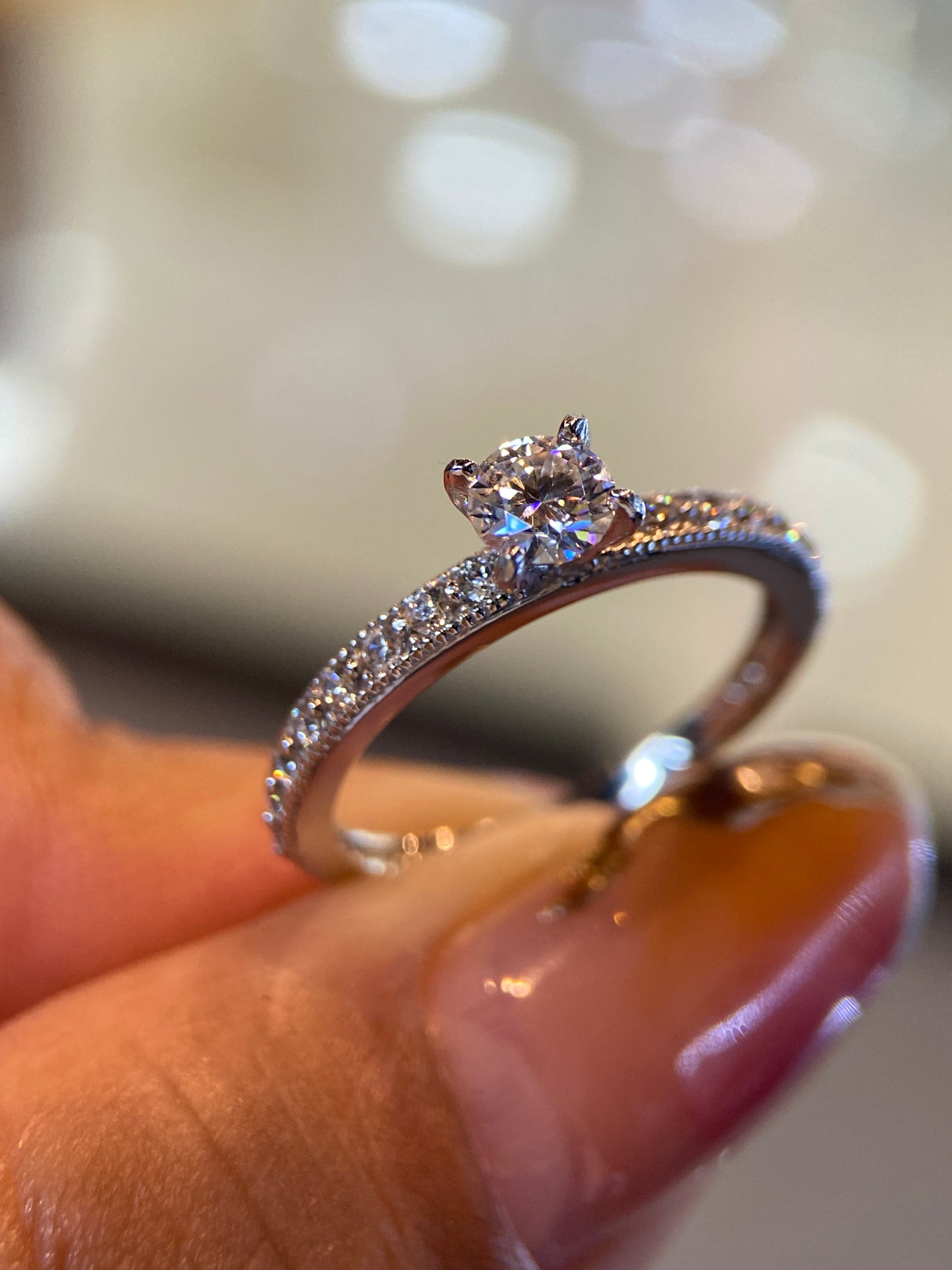 Anillo de compromiso en oro