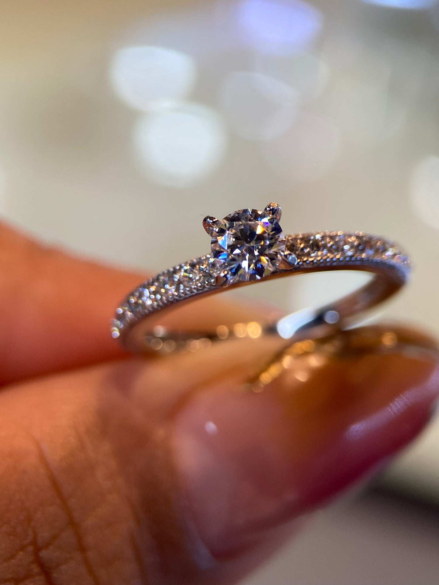 Anillo de compromiso en oro