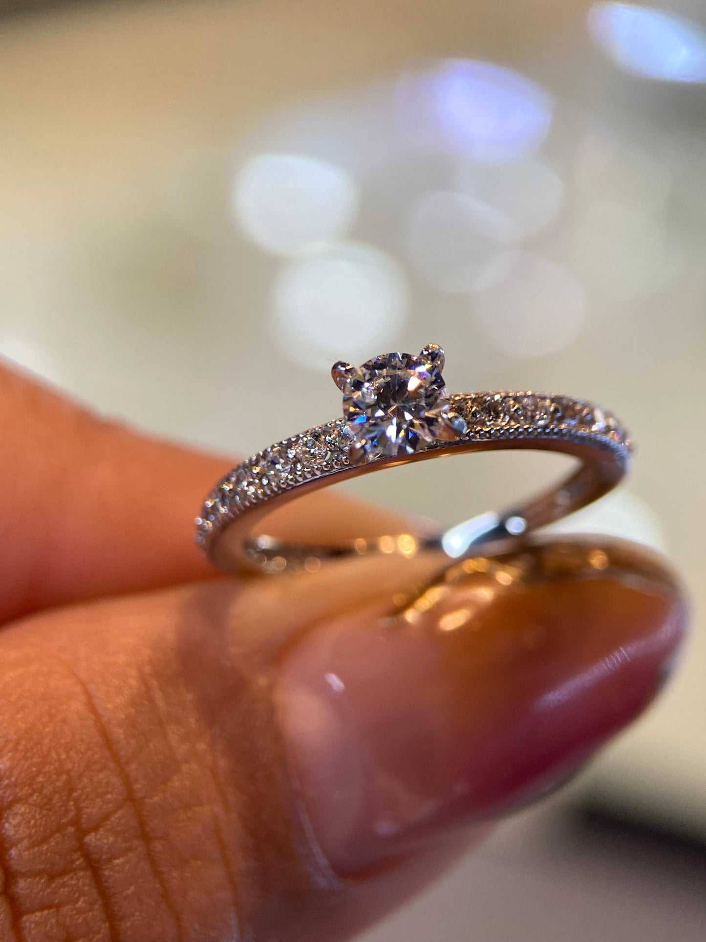 Anillo de compromiso en oro