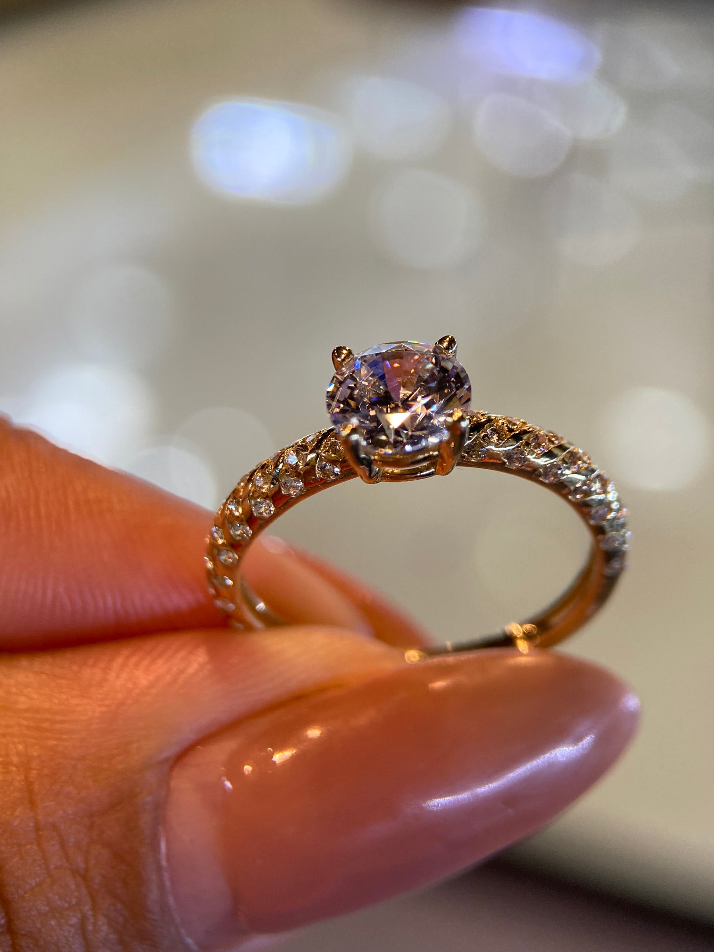 Anillo de compromiso en oro