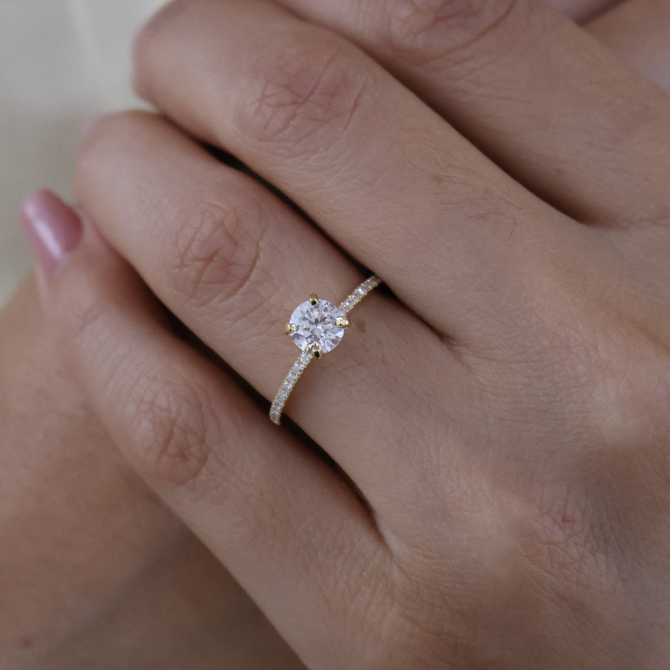 Anillo Sthepany en Oro 1.00 ct