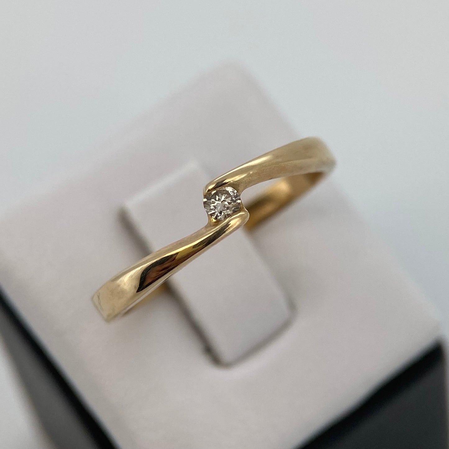 14k Yellow Gold Ring with Diamond Mod: OF1599