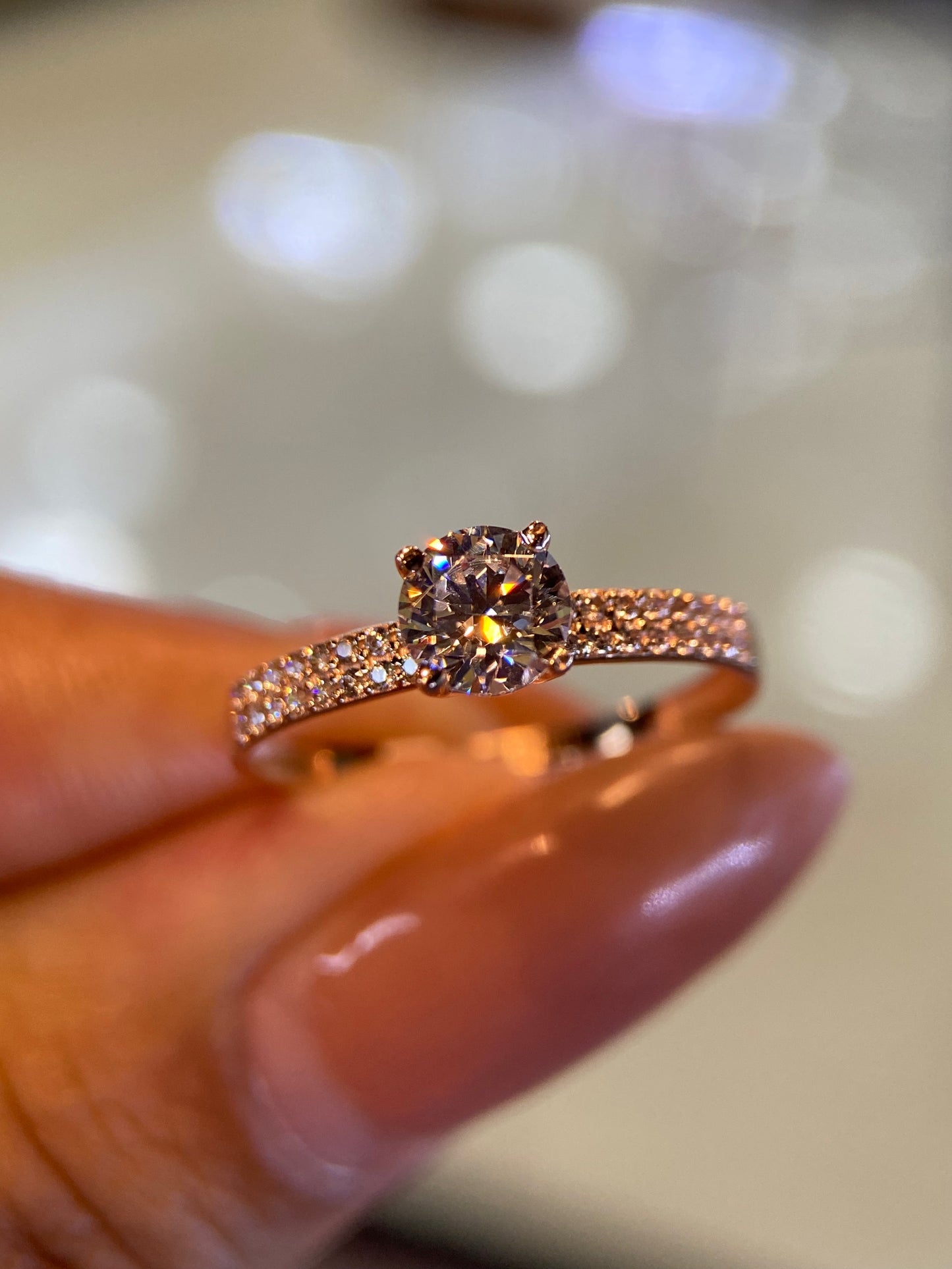 Anillo de compromiso en oro