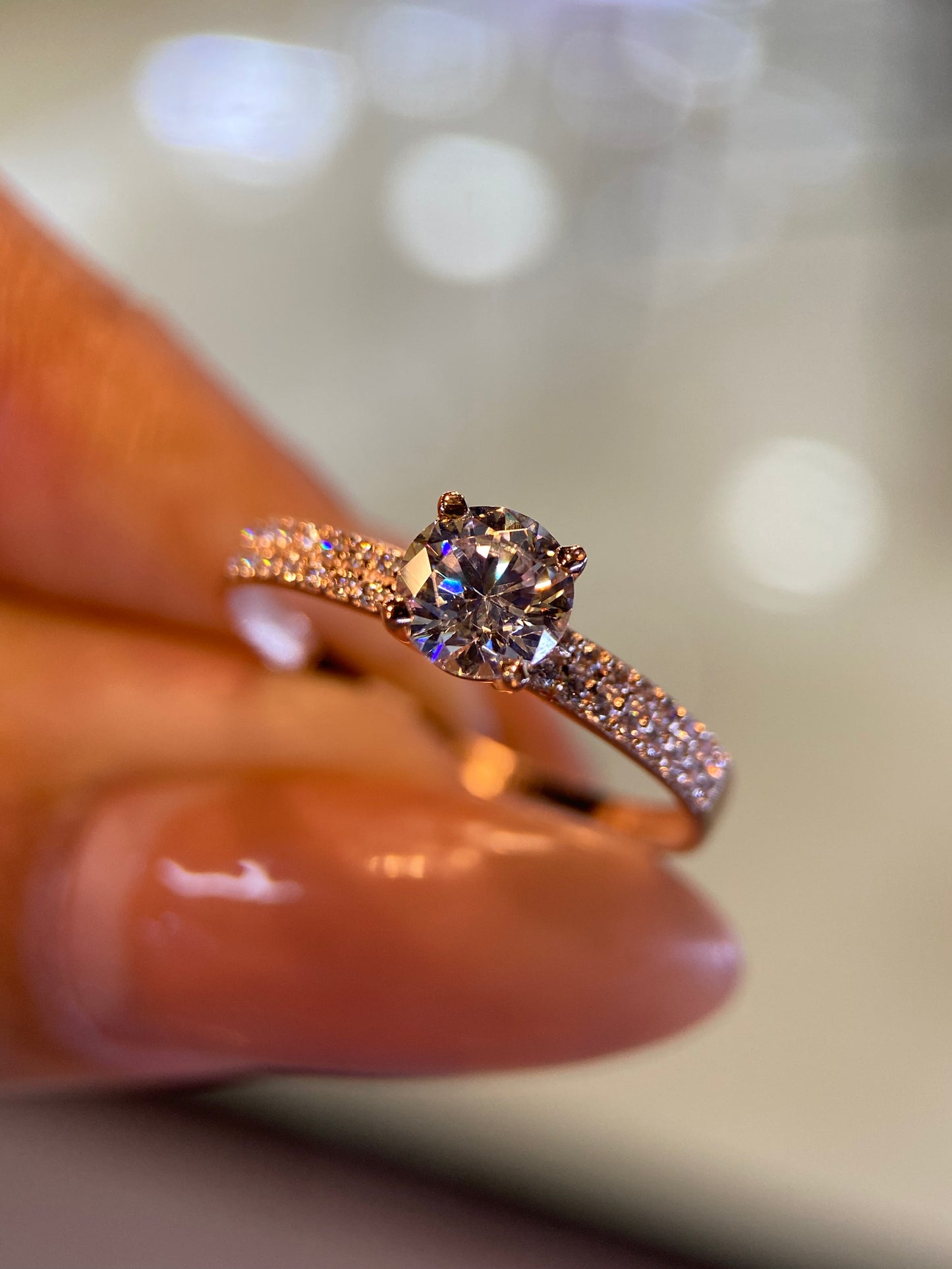 Anillo de compromiso en oro