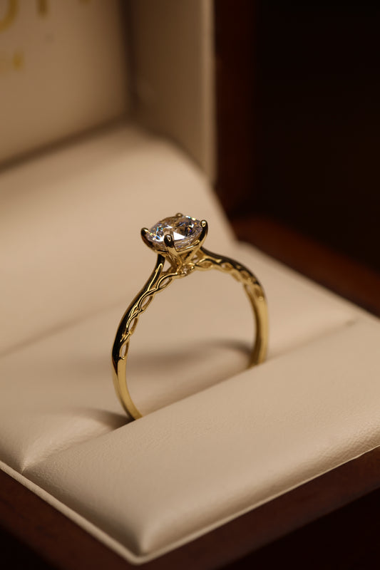 Anillo en Oro Amarillo 14k con Circonia Mod. 15870